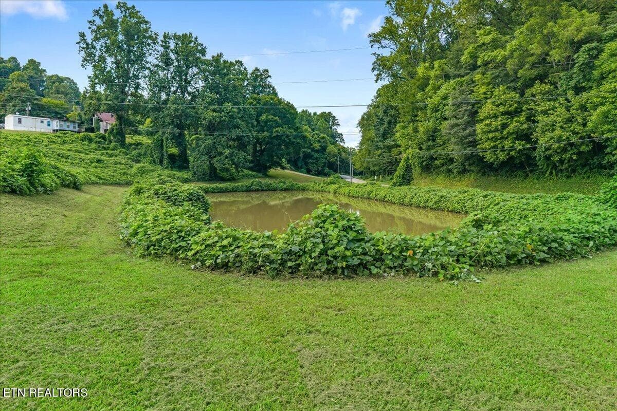 33 - 2404 Old Highway 68, Sweetwater, TN 37874