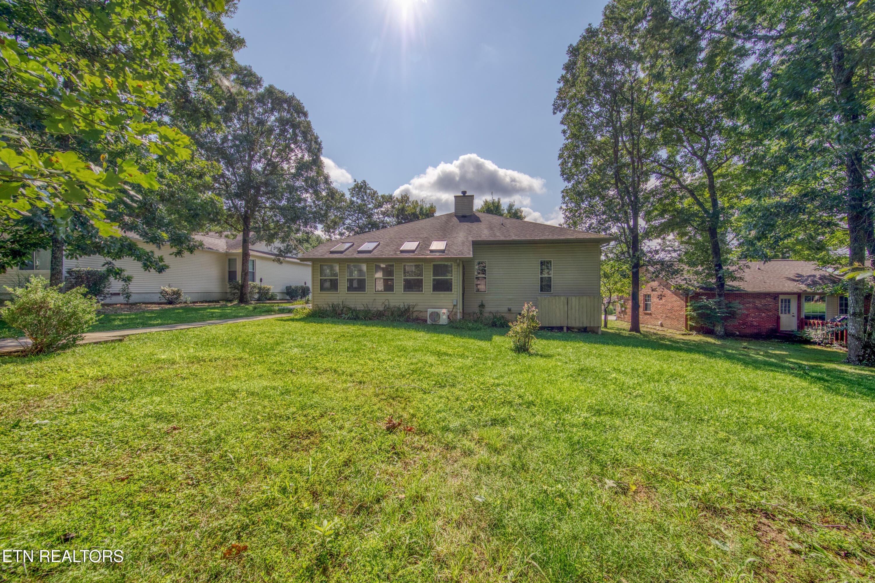 10 - 178 Snead Drive, Crossville, TN 38558