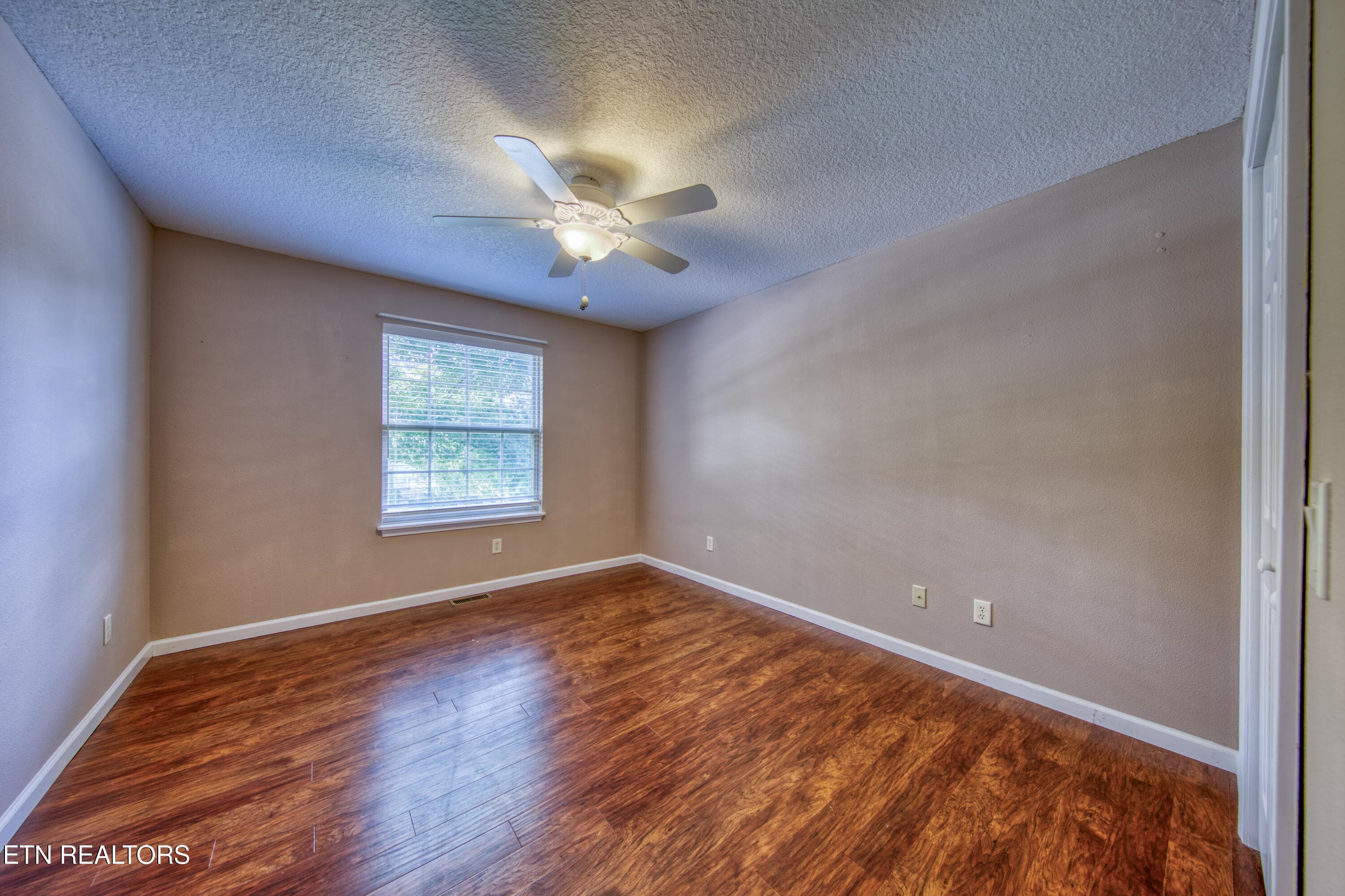 32 - 178 Snead Drive, Crossville, TN 38558