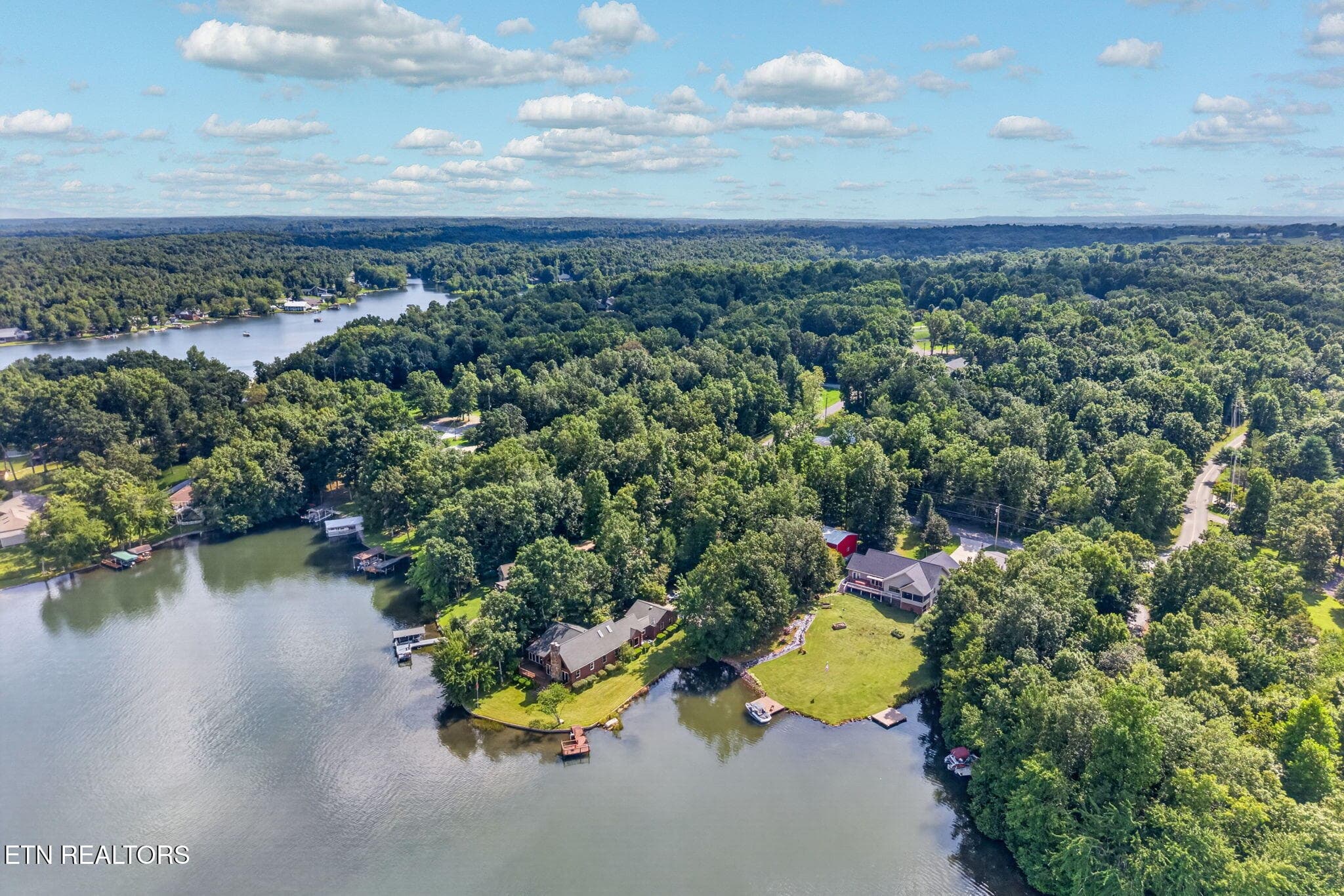 12-web-or-mls-8661 Cherokee Trail_11 - 8661 Cherokee Tr, Crossville, TN 38572, Crossville