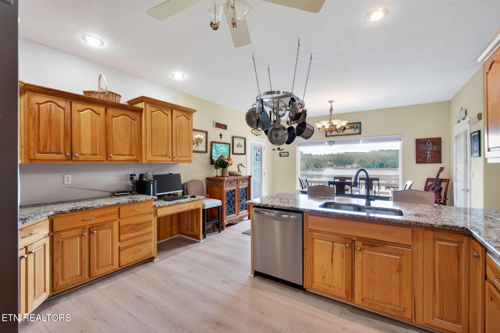 23-web-or-mls-8661 Cherokee Trail_22 - 8661 Cherokee Tr, Crossville, TN 38572, Crossville