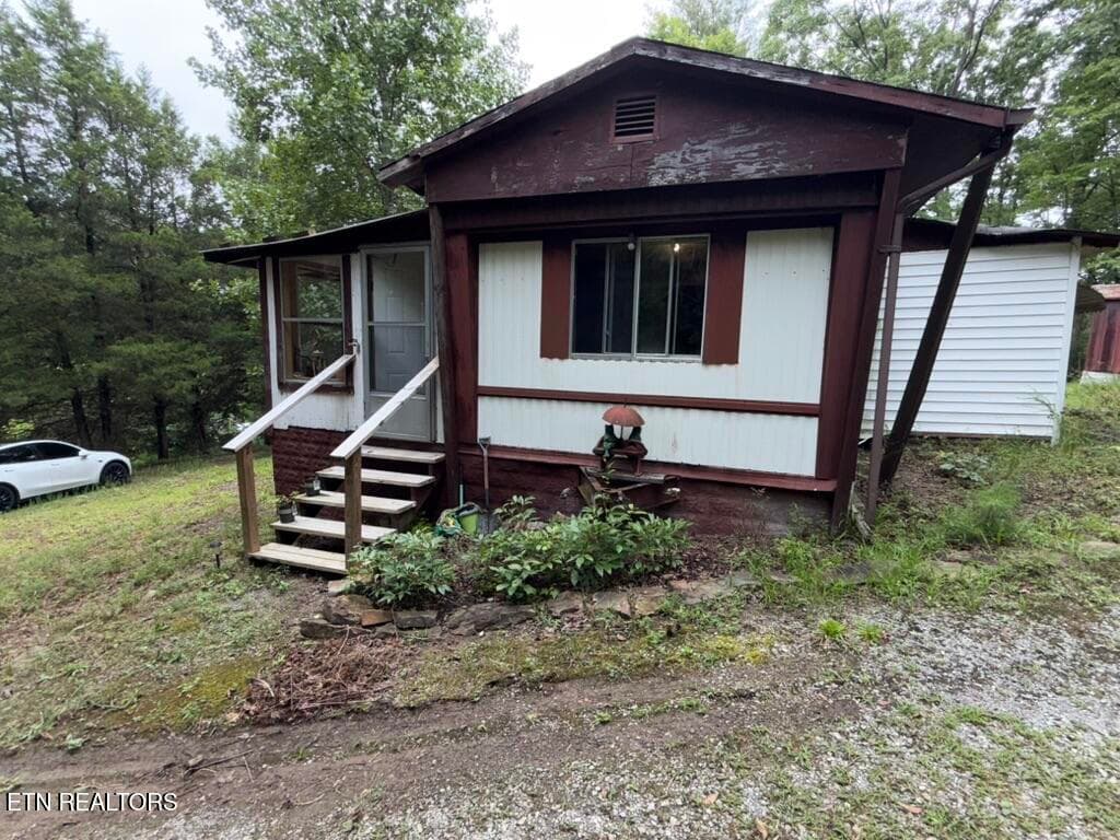 543DFF91-8E6A-4CF3-959C-741693473B21_1_1 - 131 Williams Circle, Rockwood, TN 37854, Rockwood