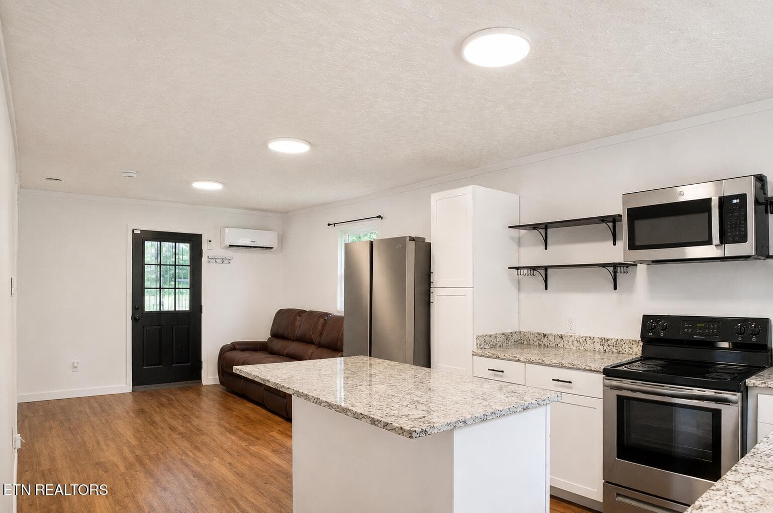 Living and Kitchen3 - 2800 Lay Ave, Knoxville, TN 37914, Knoxville
