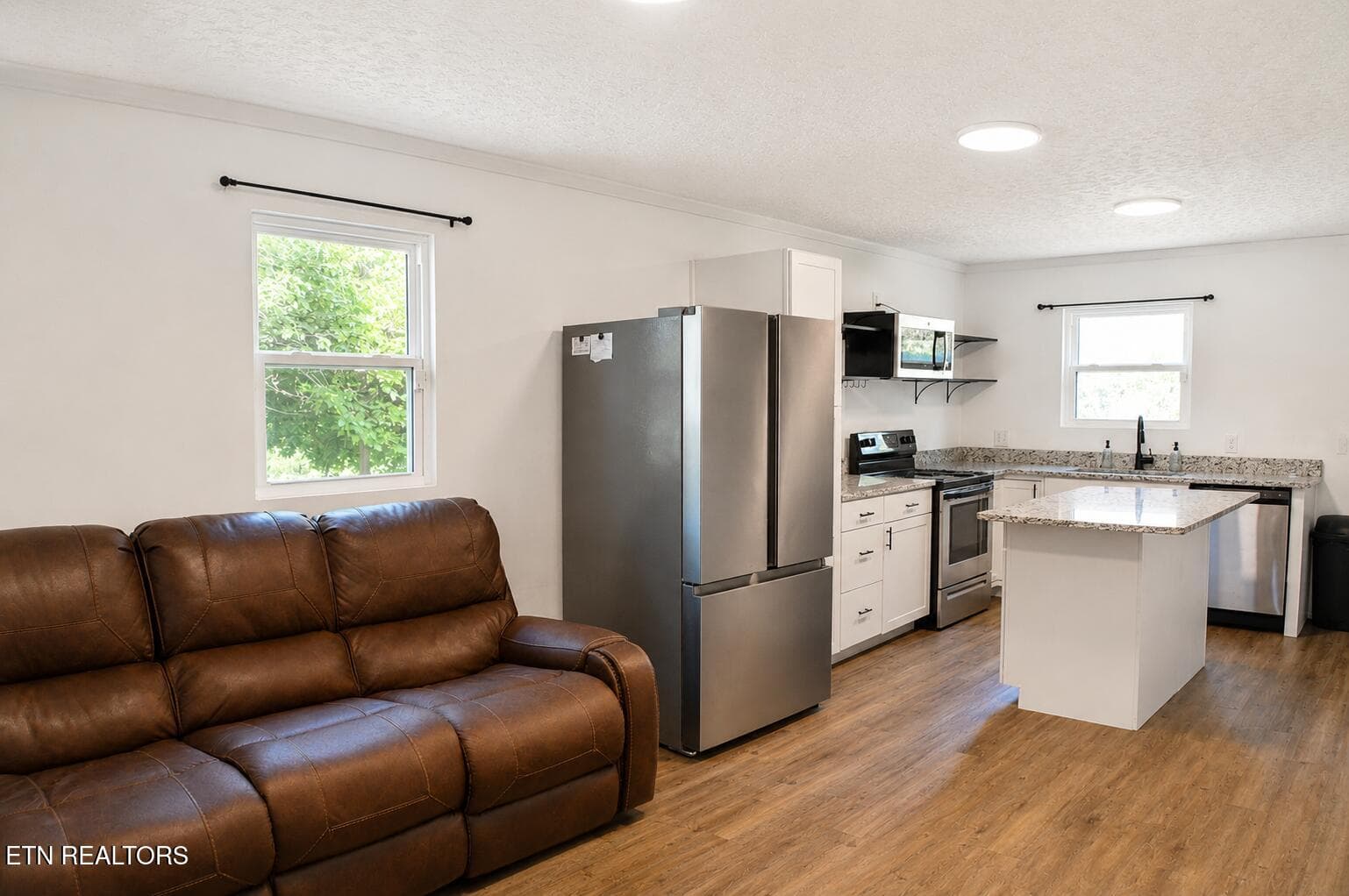 Living and Kitchen1 - 2800 Lay Ave, Knoxville, TN 37914, Knoxville