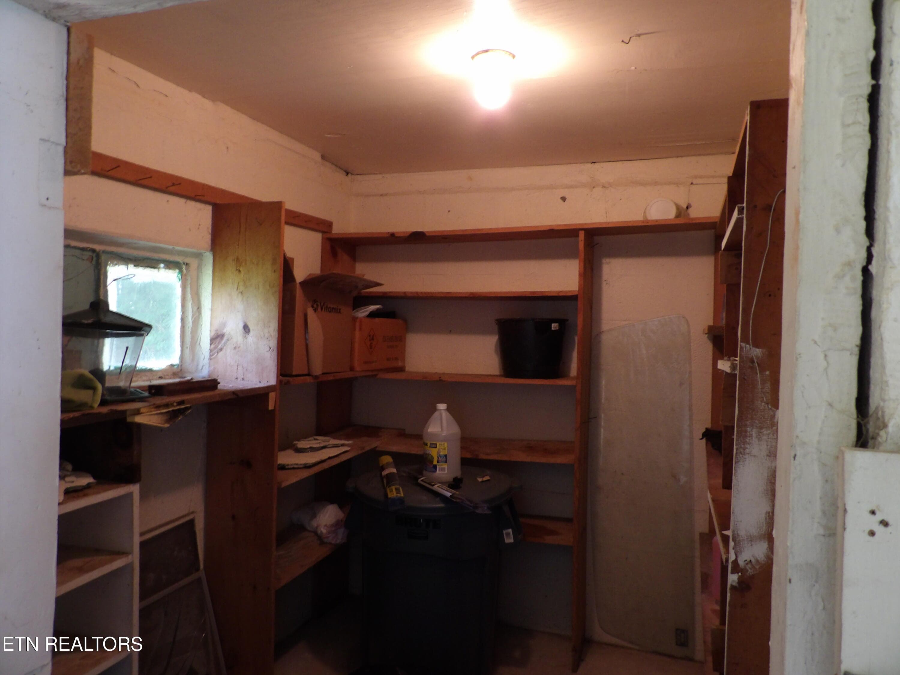 100_0643 - 525 Woodlawn Rd, Crossville, TN 38555