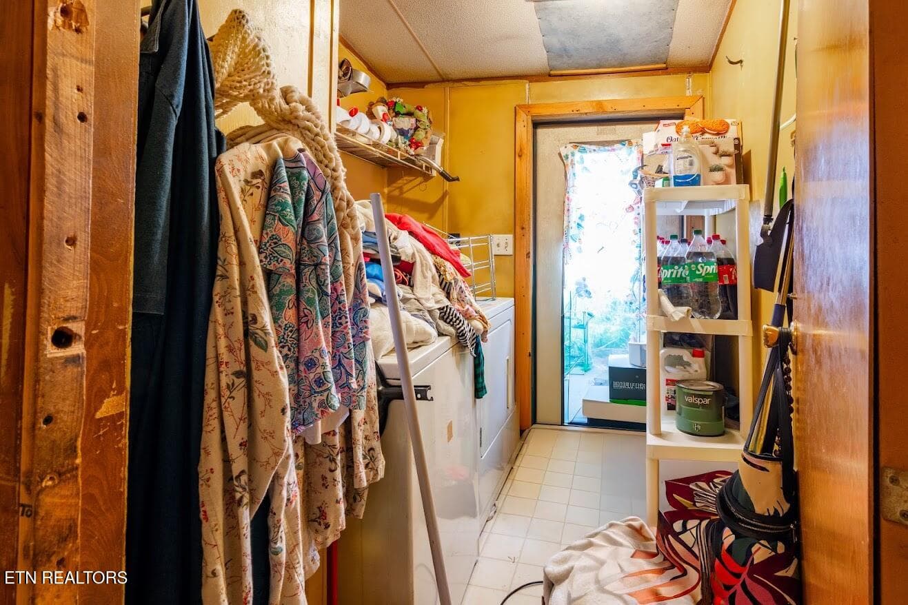 136 holly 19 - 136 Holly Rd, Spring City, TN 37381
