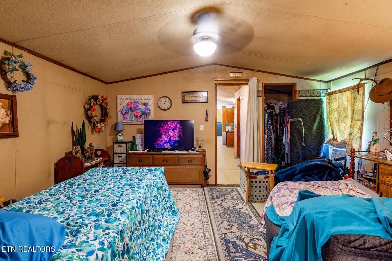 136 holly 21 - 136 Holly Rd, Spring City, TN 37381