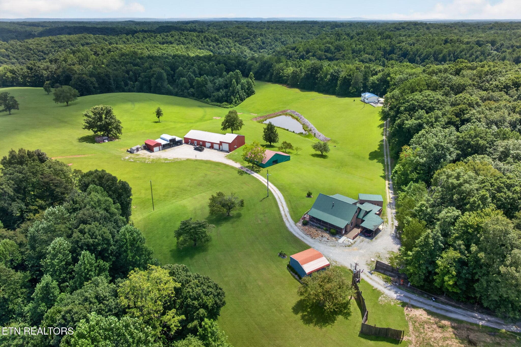 470 Wade Rd, Sparta, TN 38583