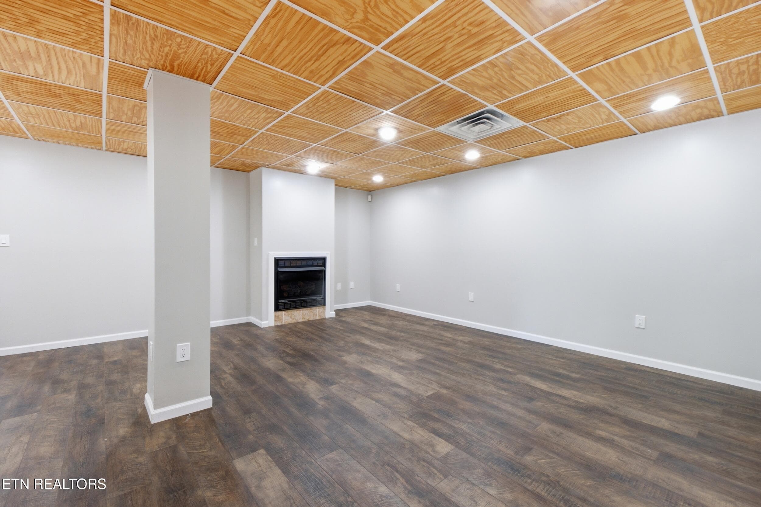 20 - 4461 Johnson Rd, Birchwood, TN 37308