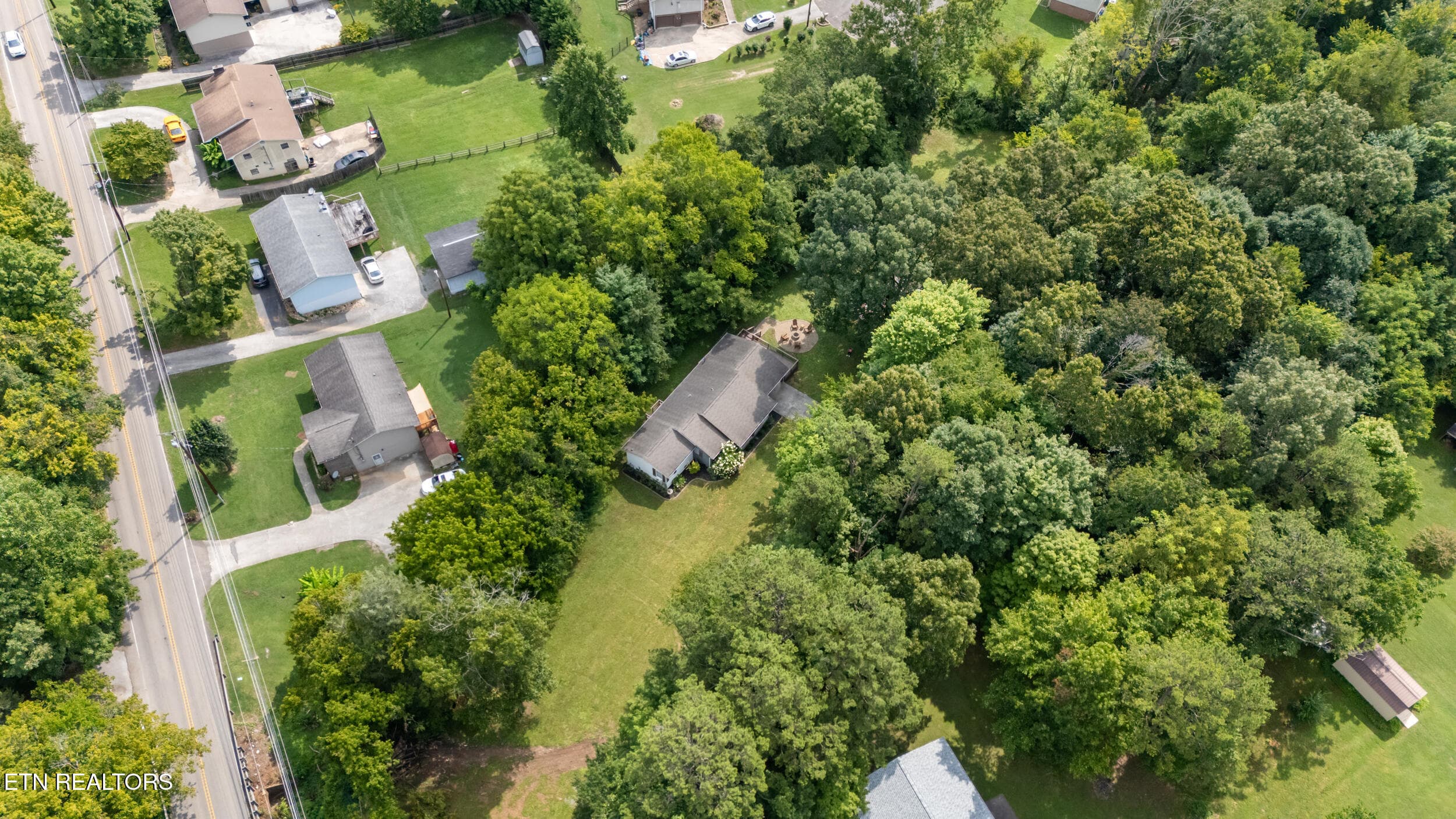 18_4390 mccloud road-drone - 4390 McCloud Rd, Knoxville, TN 37938