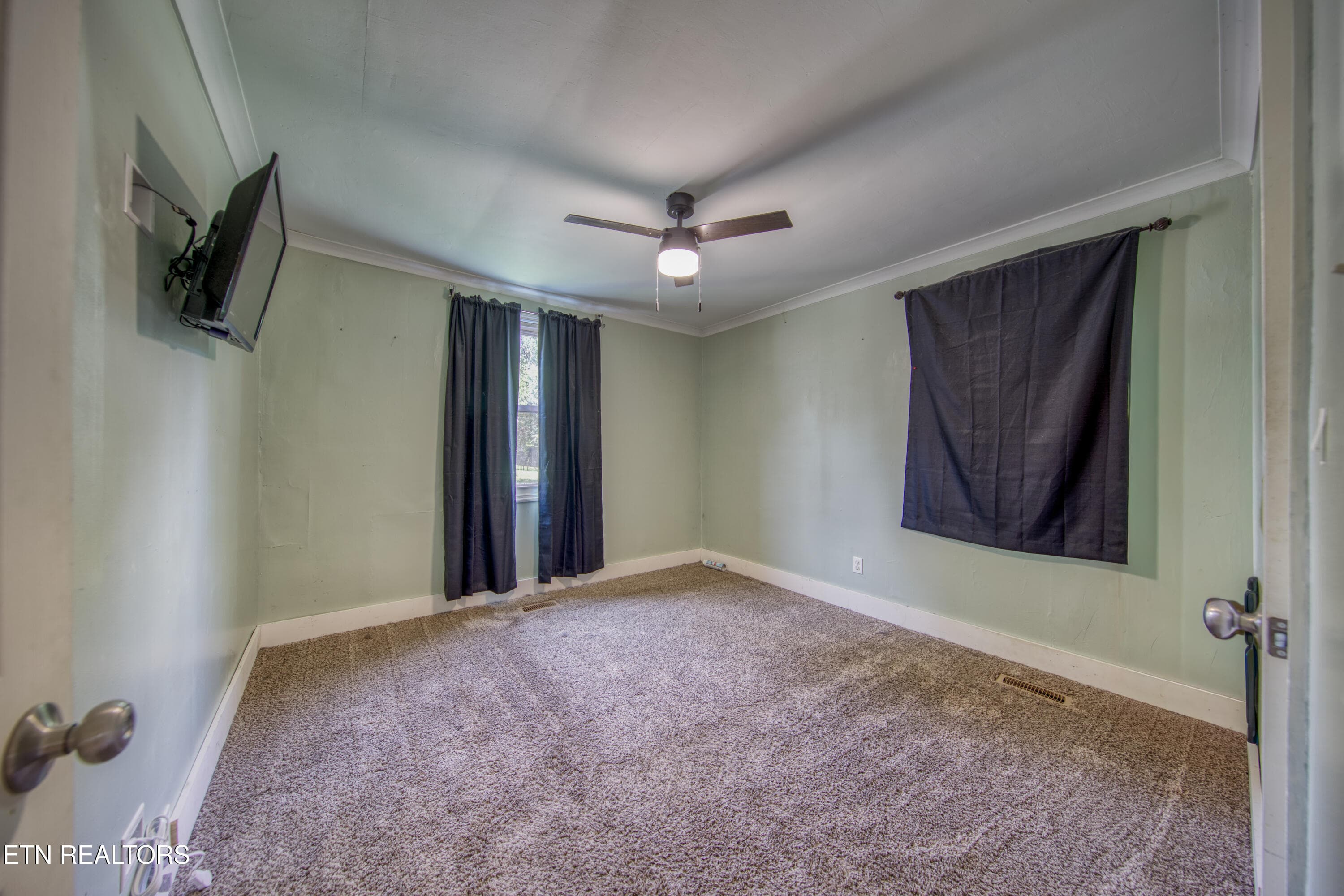 0H3A0769_45 - 1700 Iroquois St, Knoxville, TN 37915, Knoxville