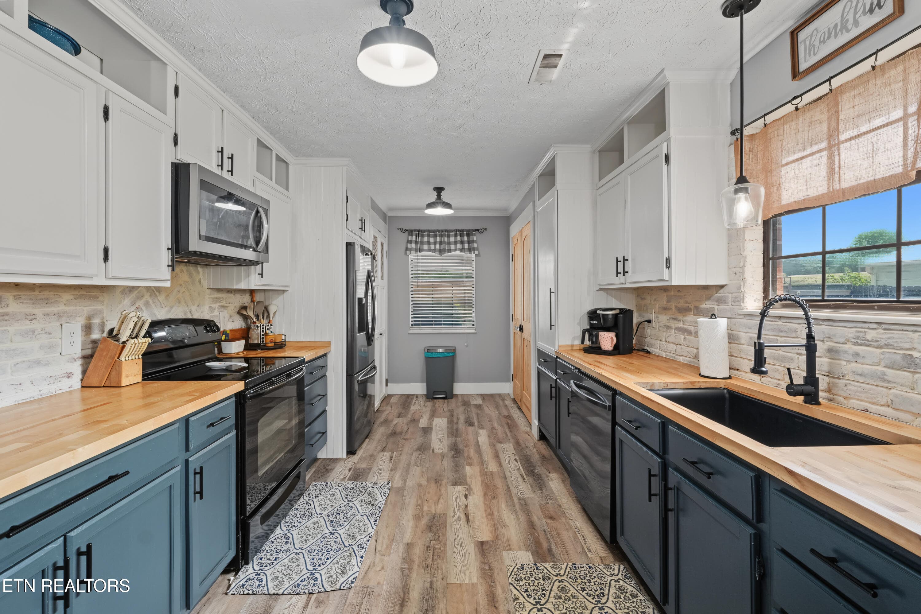 DSC03880-2 - 6918 Sicilia Lane, Corryton, TN 37721