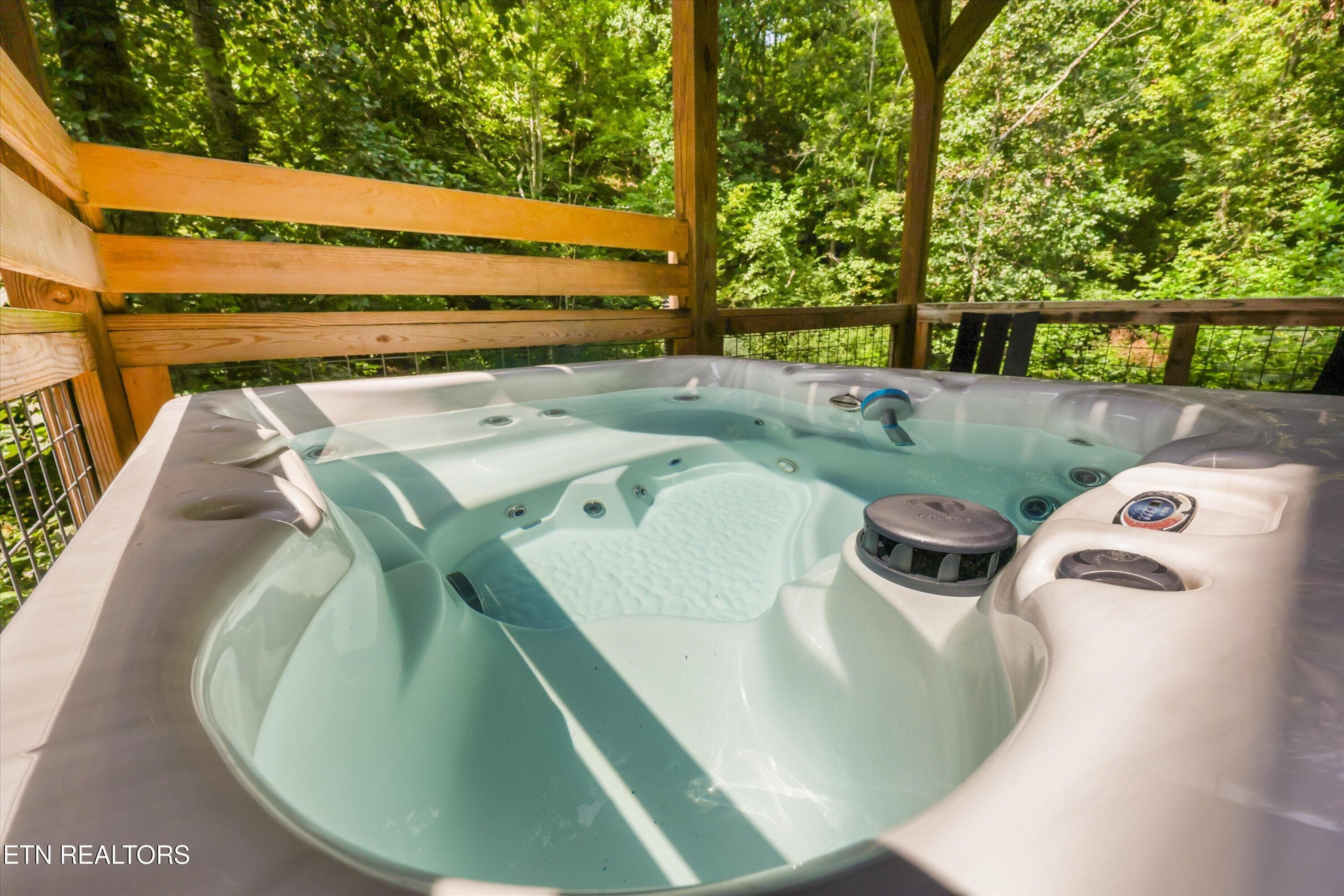 29-1613 Bluff Ridge Rd25 - 1613 Bluff Ridge Rd, Sevierville, TN 37876