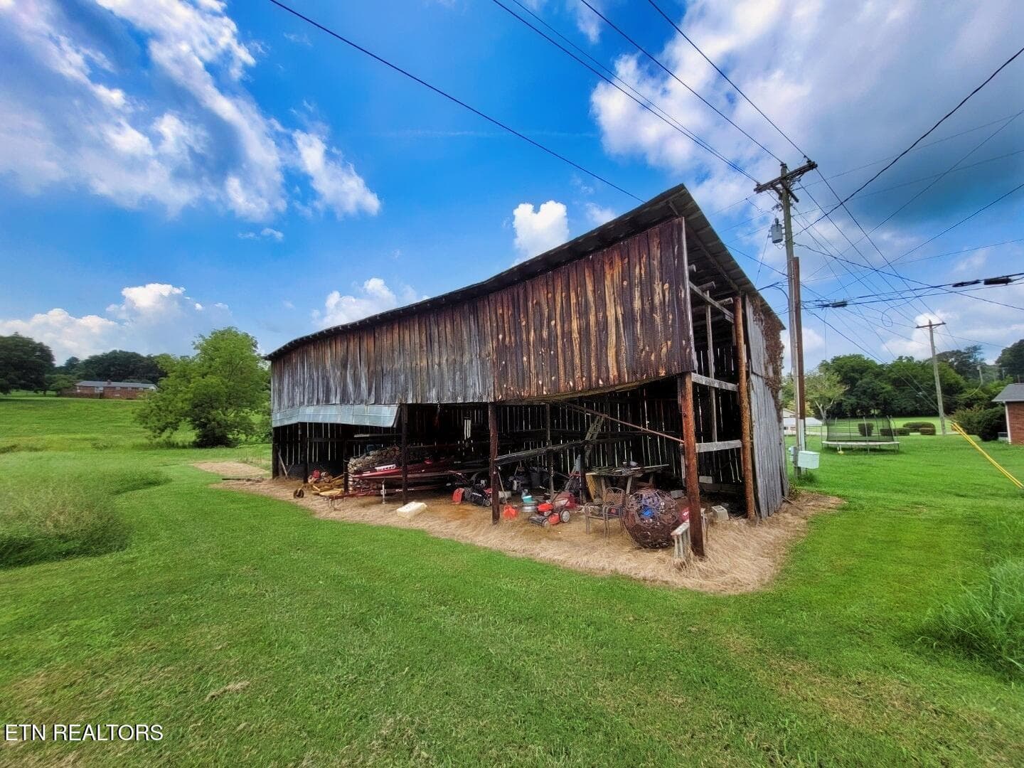 1000048074 (1) - 3150 Robinson Creek Rd, Morristown, TN 37813