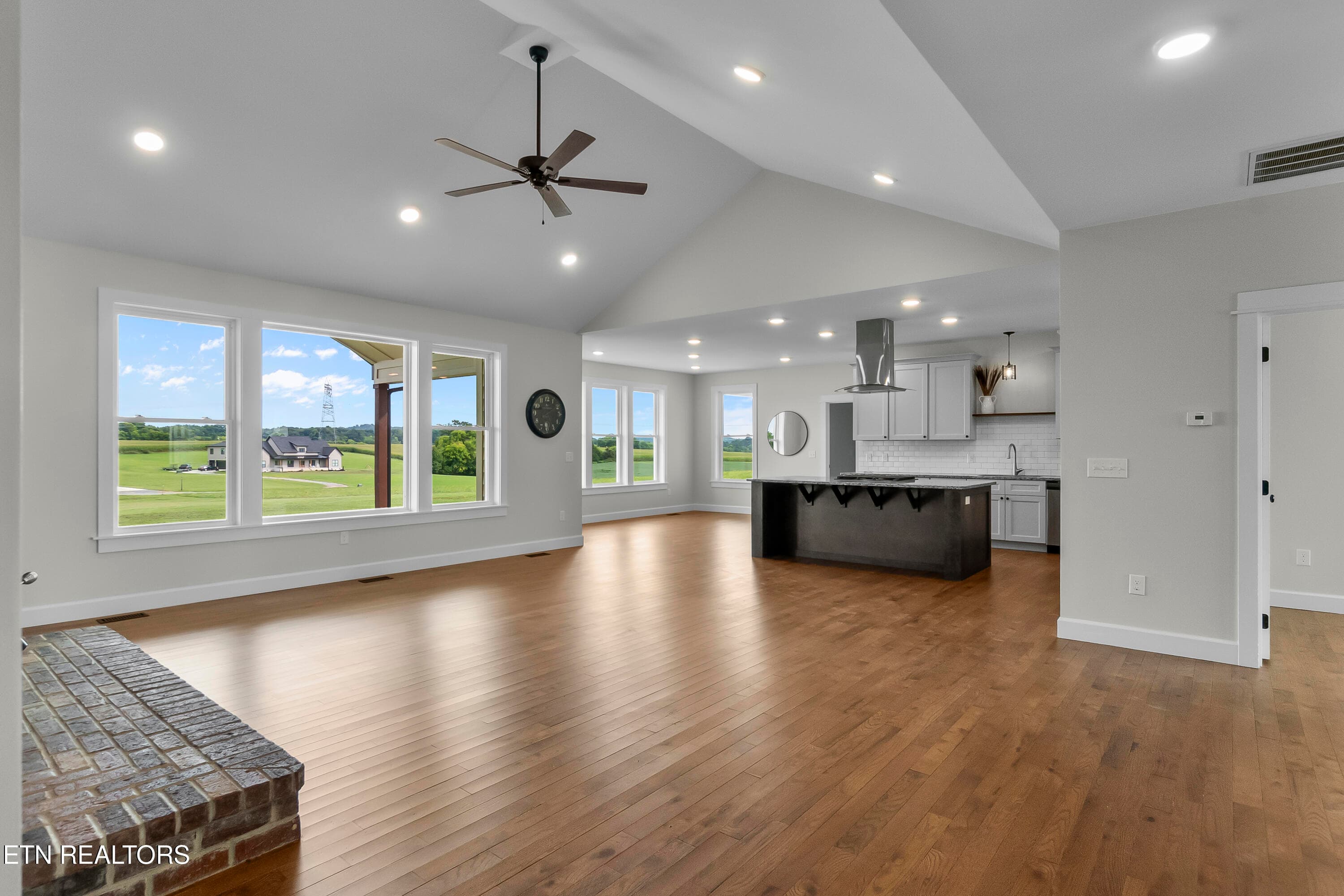 Living Room 3 - 1121 Frogpond Rd, Friendsville, TN 37737