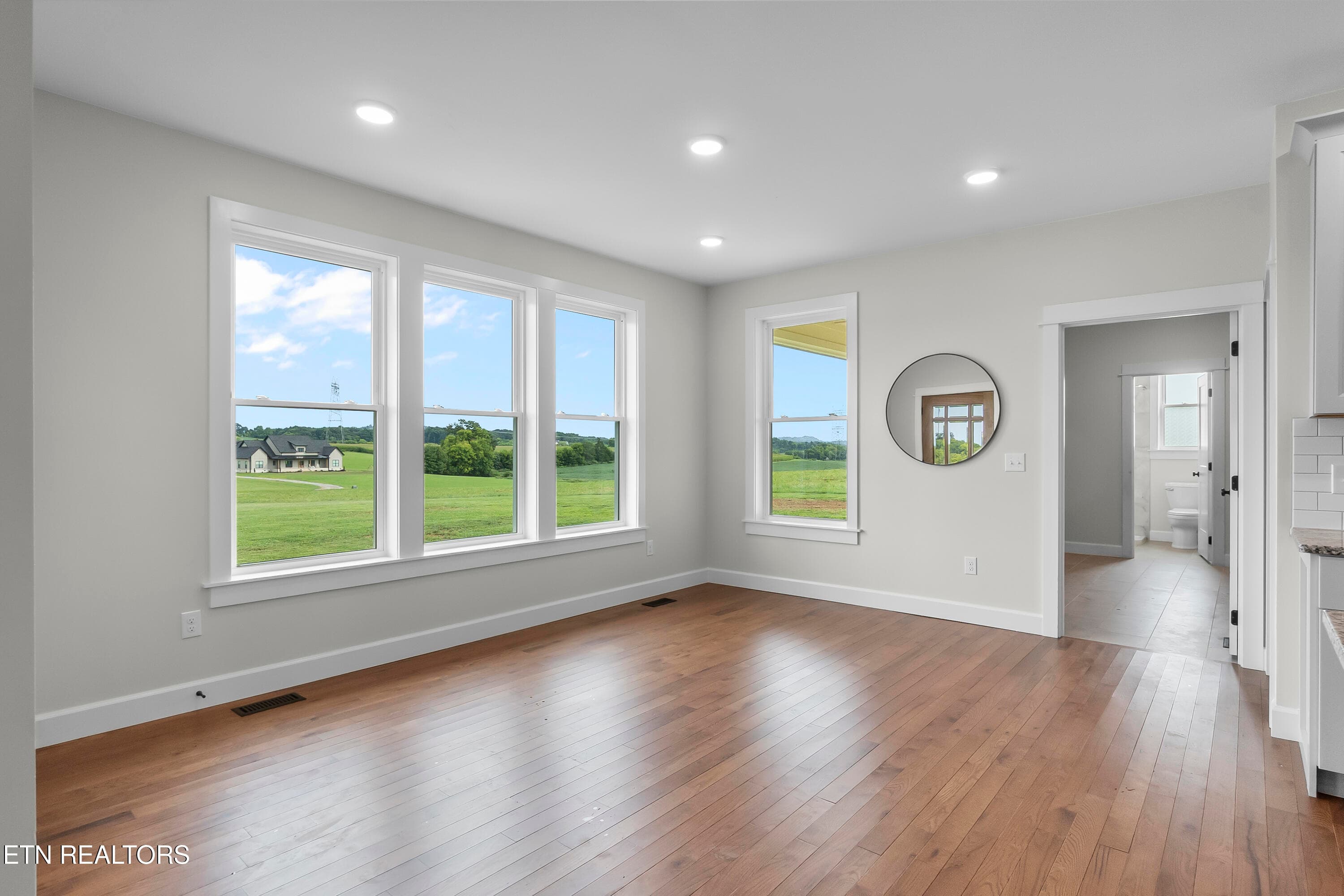 Dining Area - 1121 Frogpond Rd, Friendsville, TN 37737