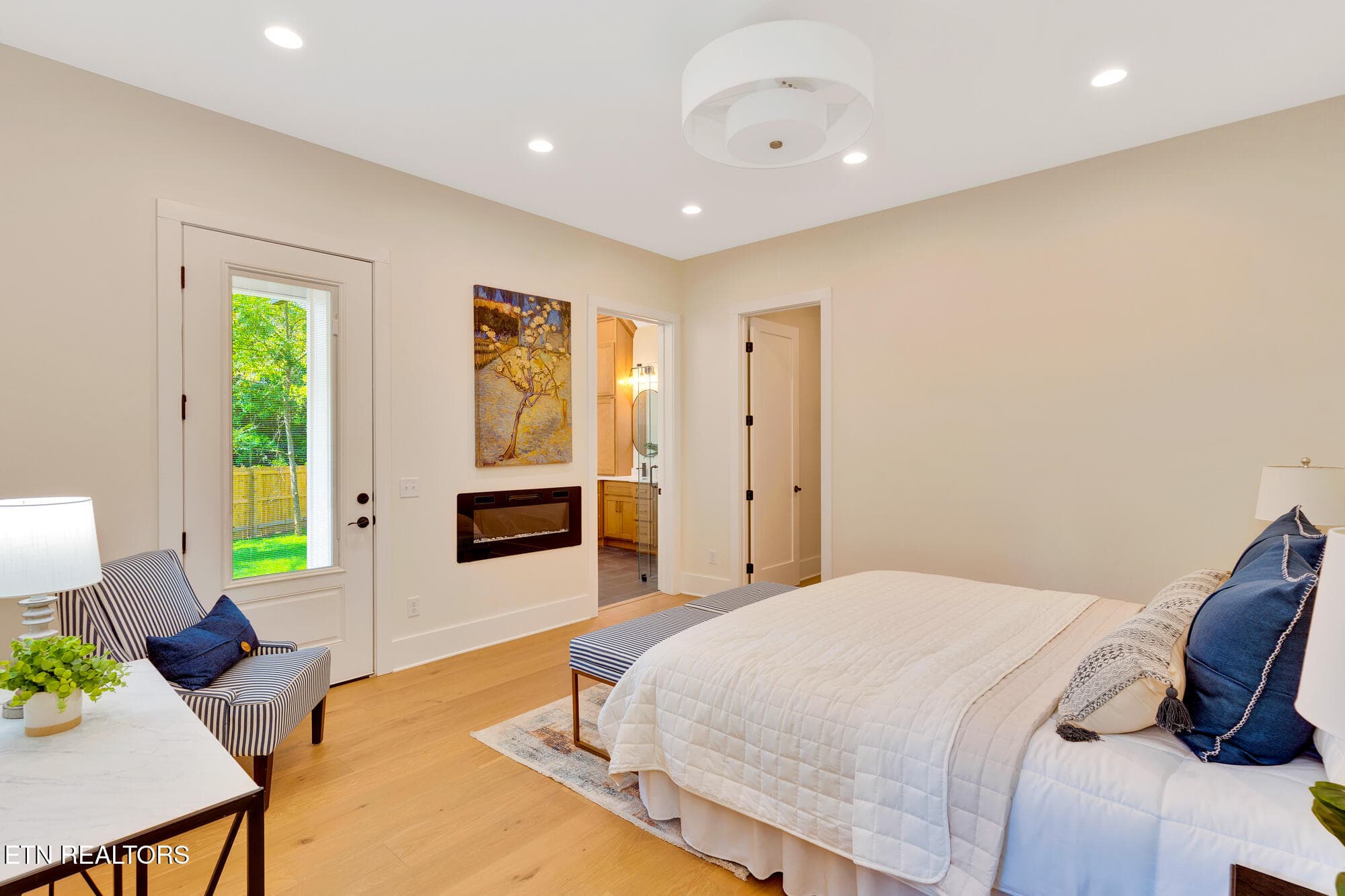 1402-W-55th-Reshoot-MLS-Photos-11 - 1402 W 55th St, Chattanooga, TN 37409, Chattanooga