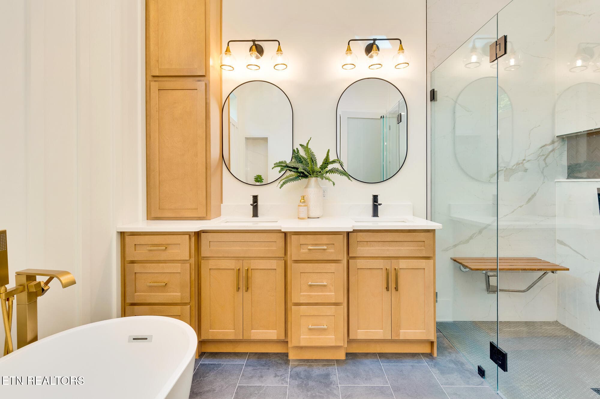 1402-W-55th-Reshoot-MLS-Photos-14 - 1402 W 55th St, Chattanooga, TN 37409, Chattanooga