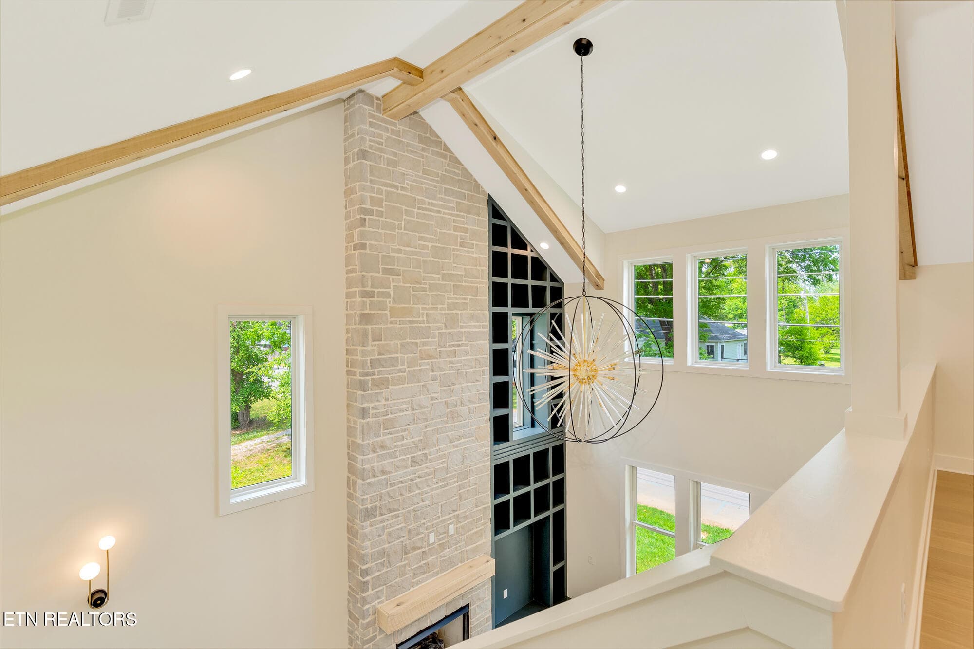1402-W-55th-St-MLS-Photos-37 - 1402 W 55th St, Chattanooga, TN 37409, Chattanooga