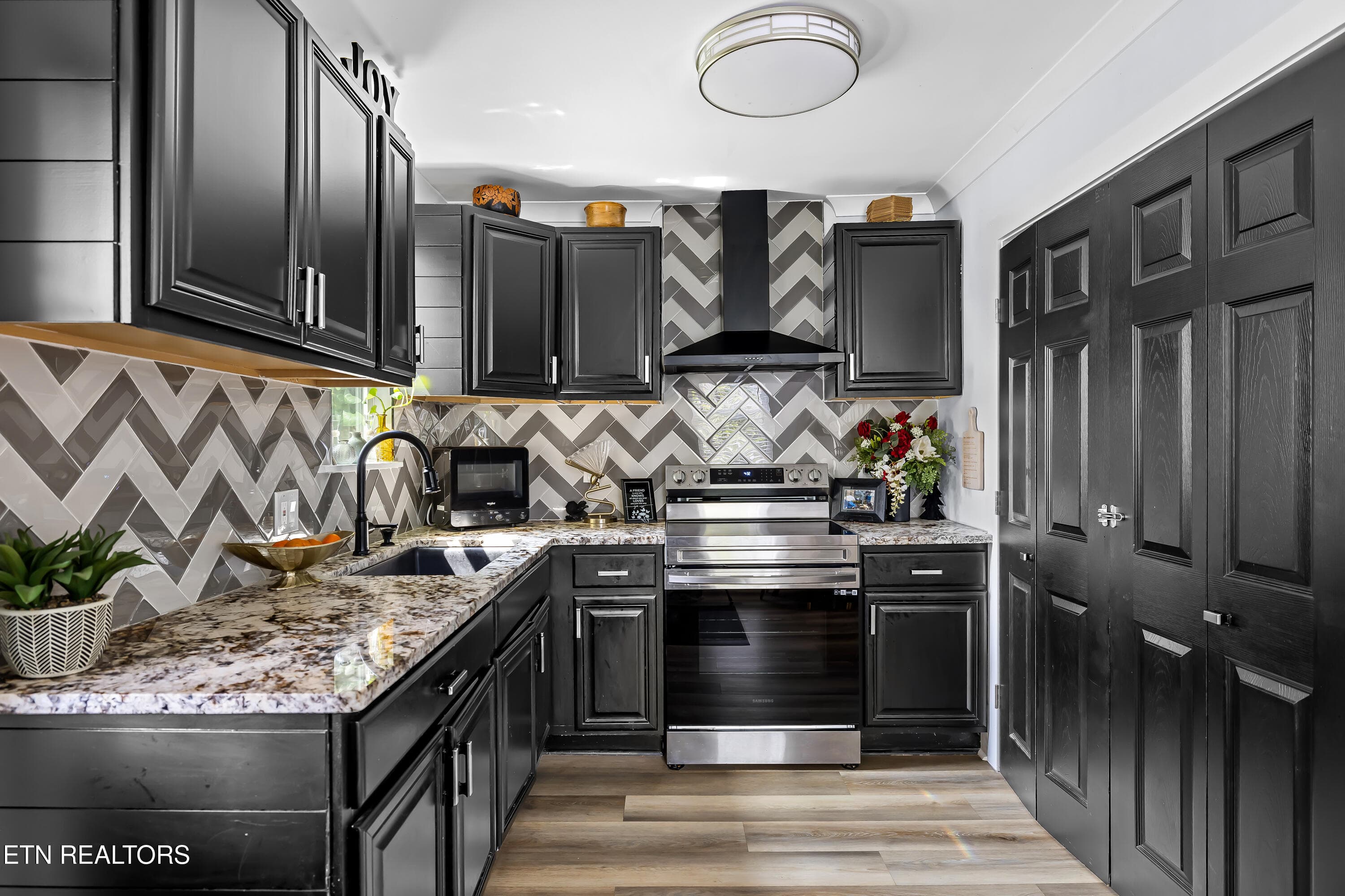 2032SeminoleAve-17 - 2032 Seminole Ave, Knoxville, TN 37915, Knoxville