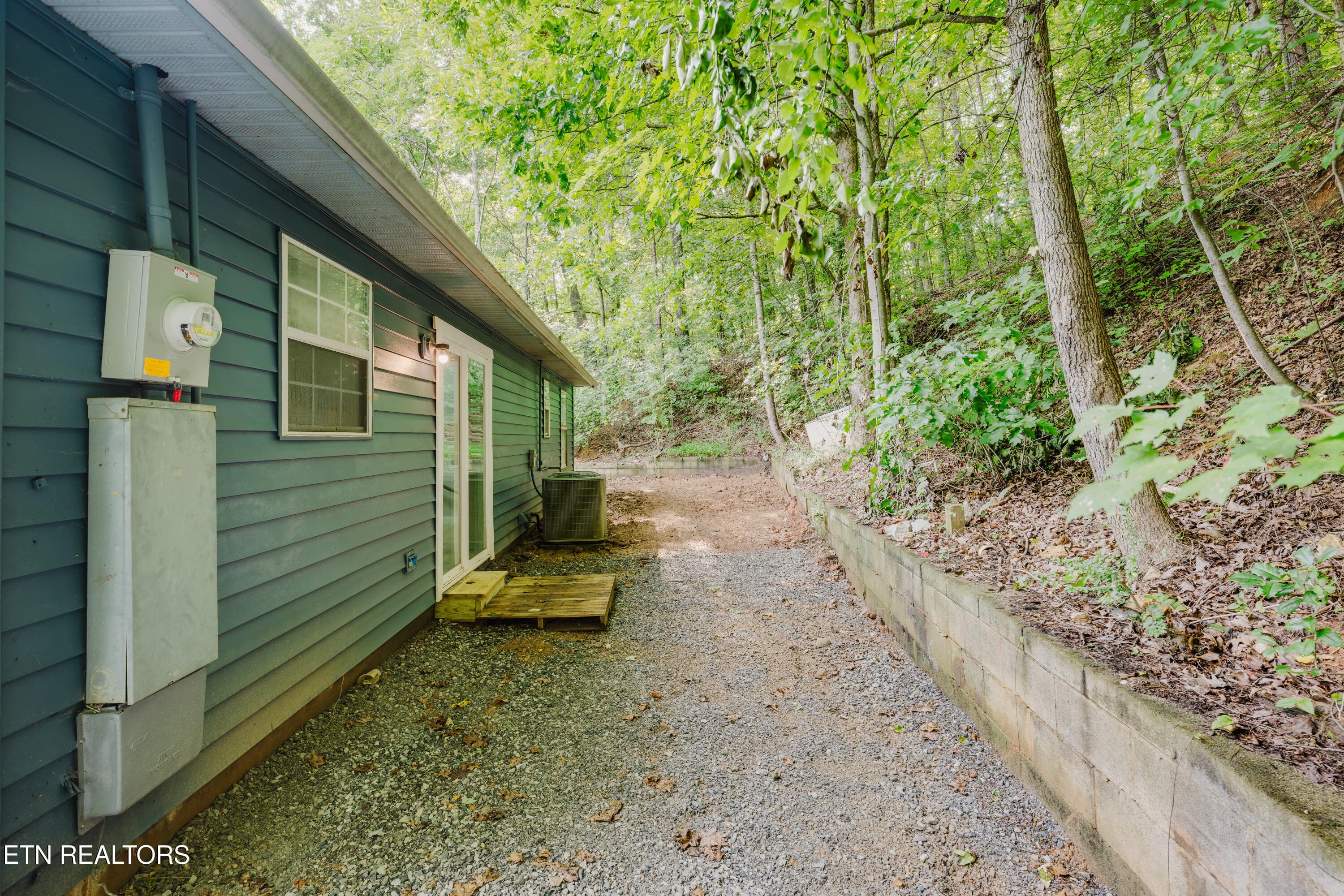146 Park PL-0011 - 146 Park Place, Harriman, TN 37748, Harriman