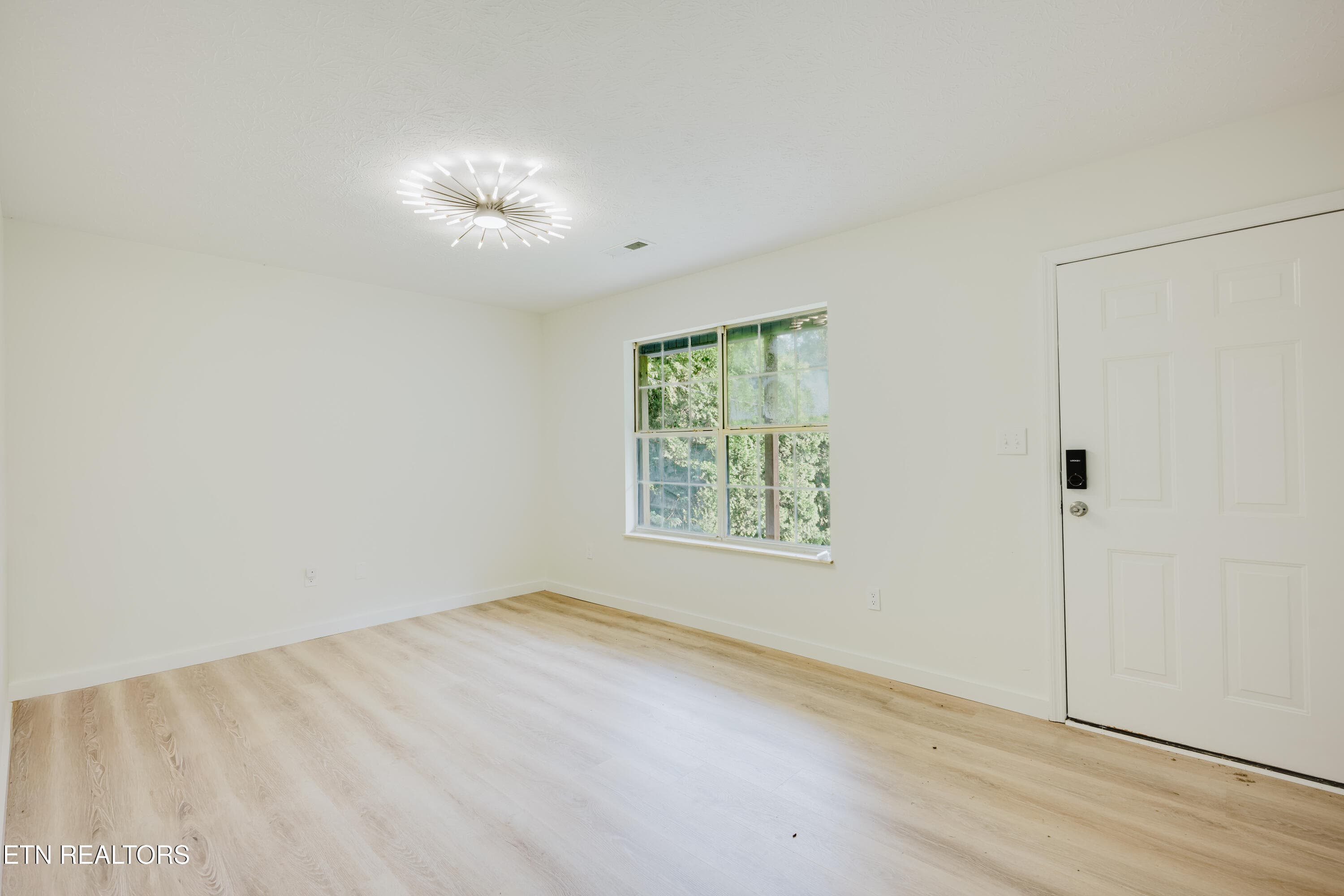 146 Park PL-0020 - 146 Park Place, Harriman, TN 37748, Harriman