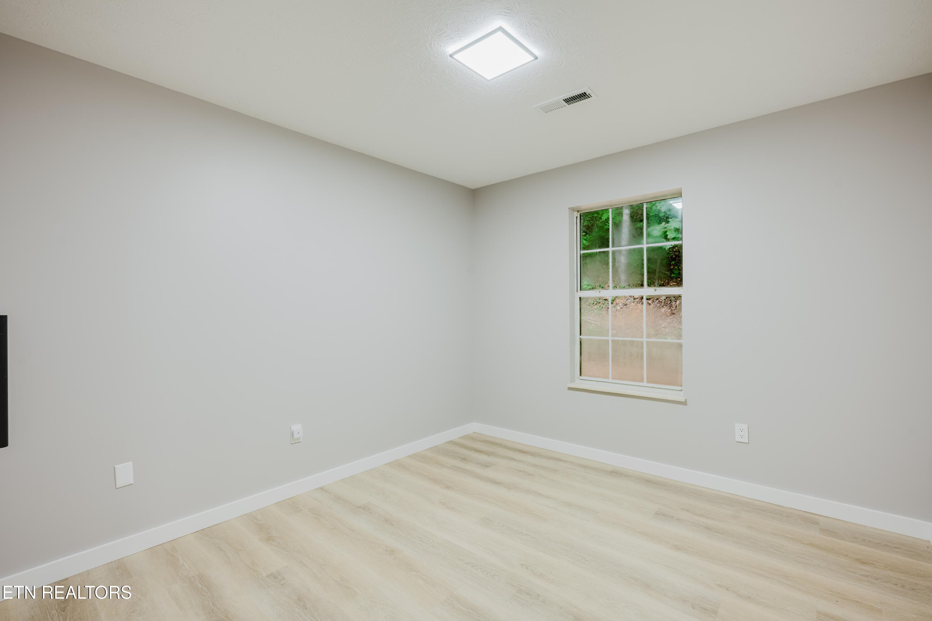 146 Park PL-0028 - 146 Park Place, Harriman, TN 37748, Harriman