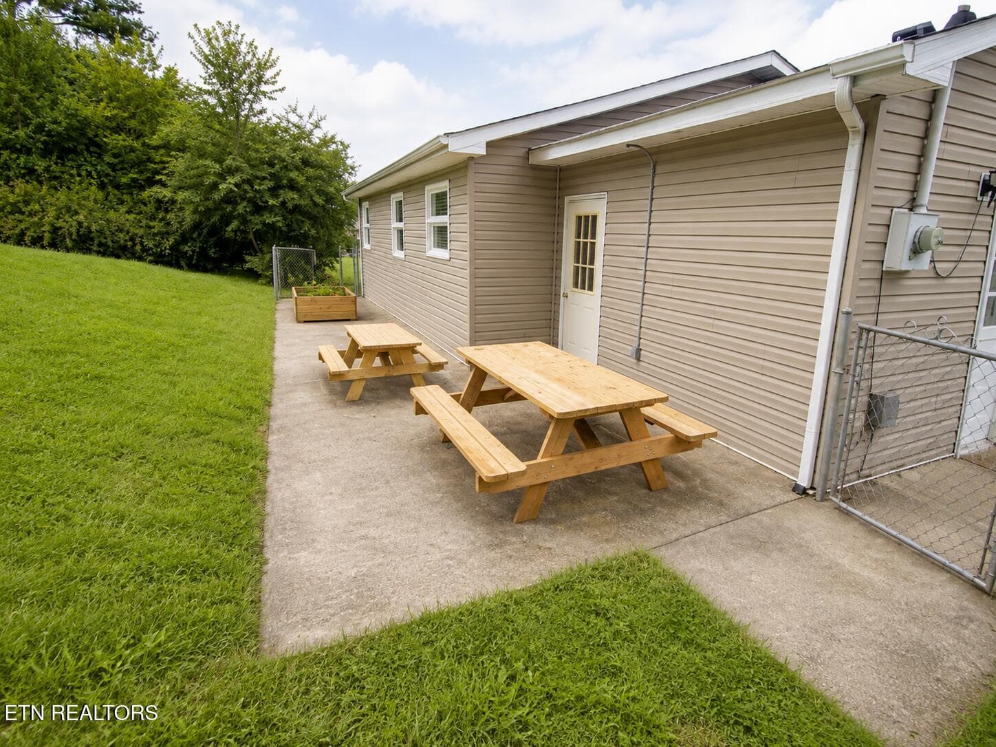 25415116-067D-4E4D-9C99-7909EACC8E4D - 1633 Maple St, White Pine, TN 37890, White Pine