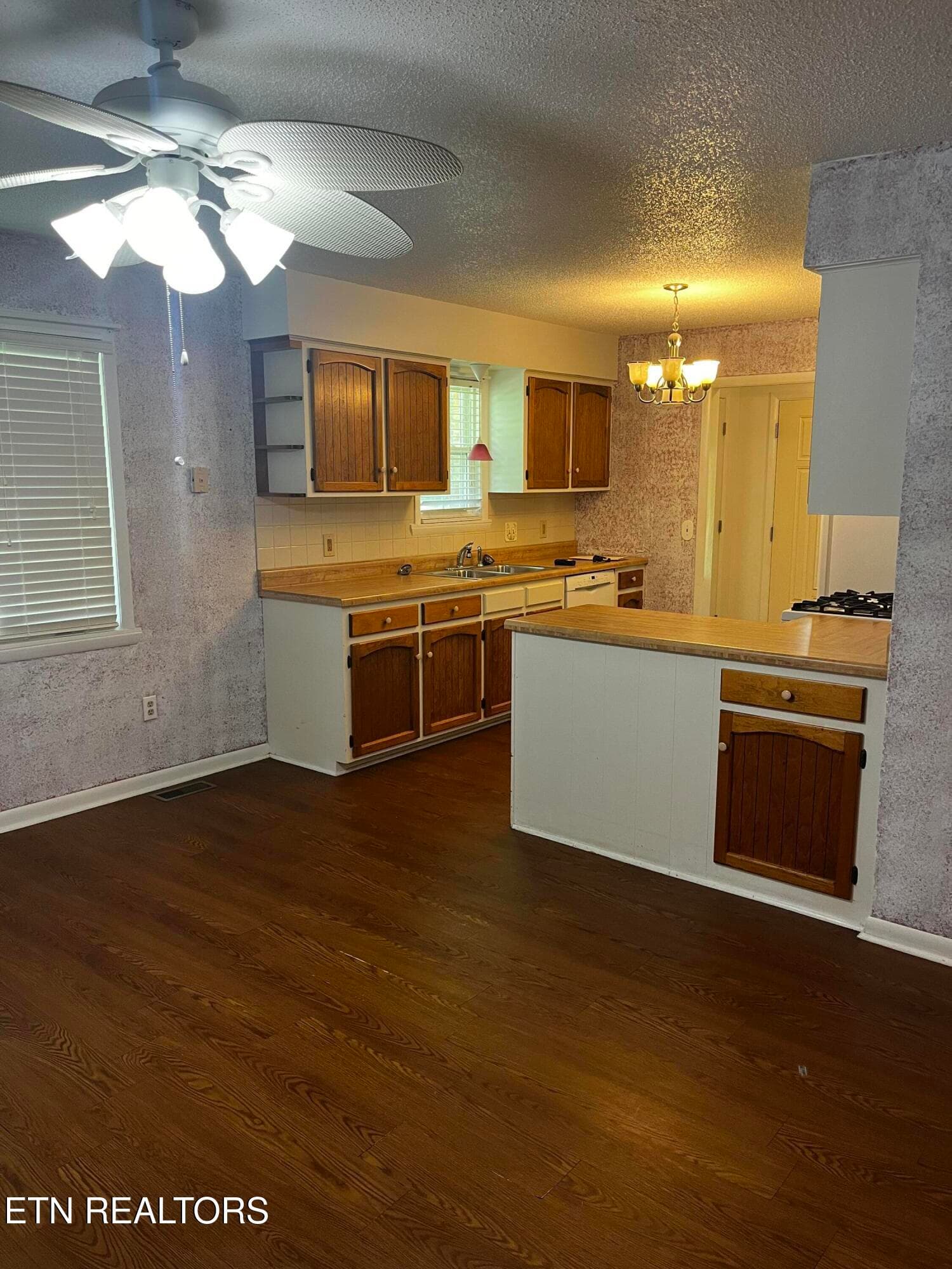 IMG_2895 - 48 Fallingbrook Drive, Crossville, TN 38555