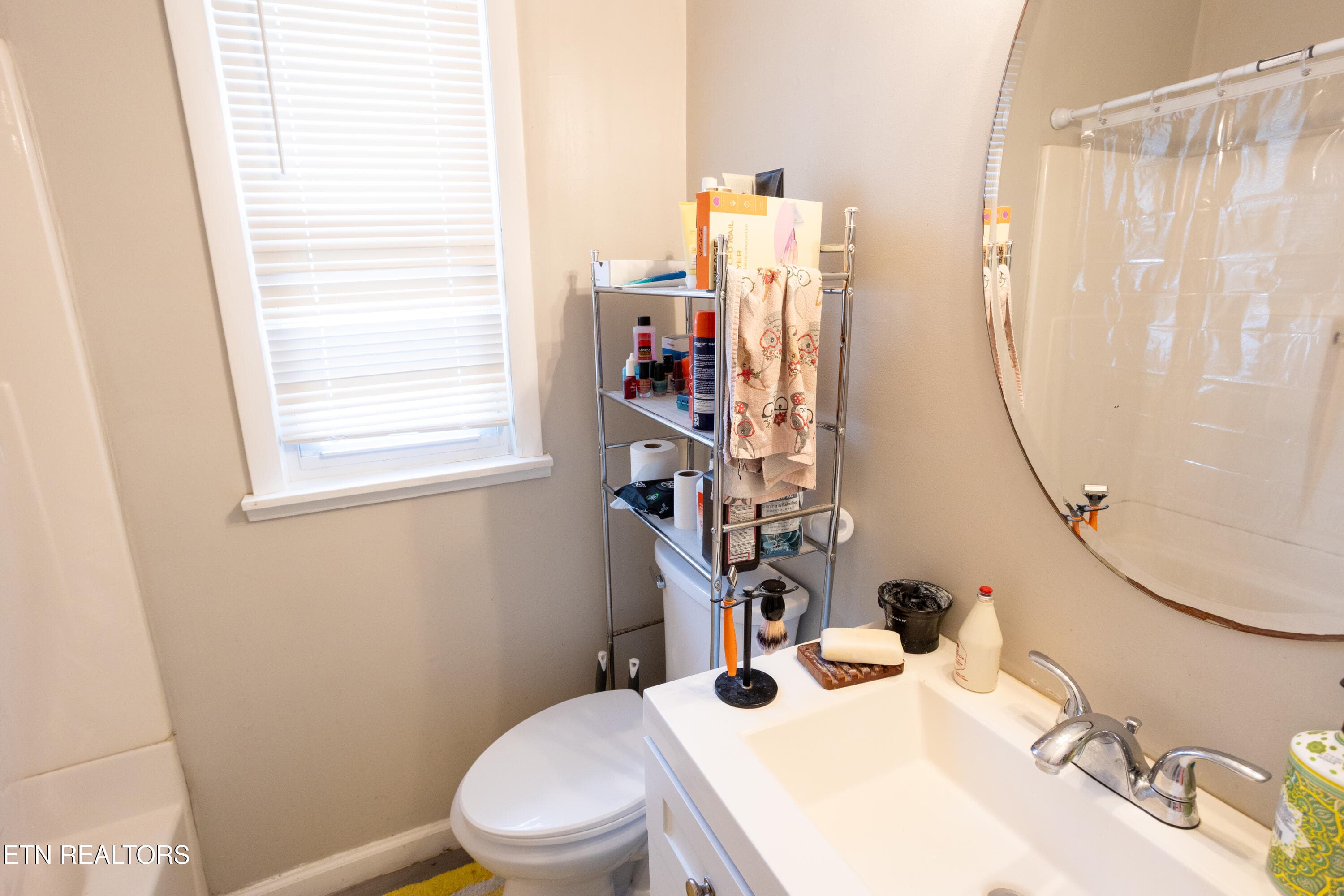 Inskip 6 - 609 W Inskip Drive, Knoxville, TN 37912, Knoxville