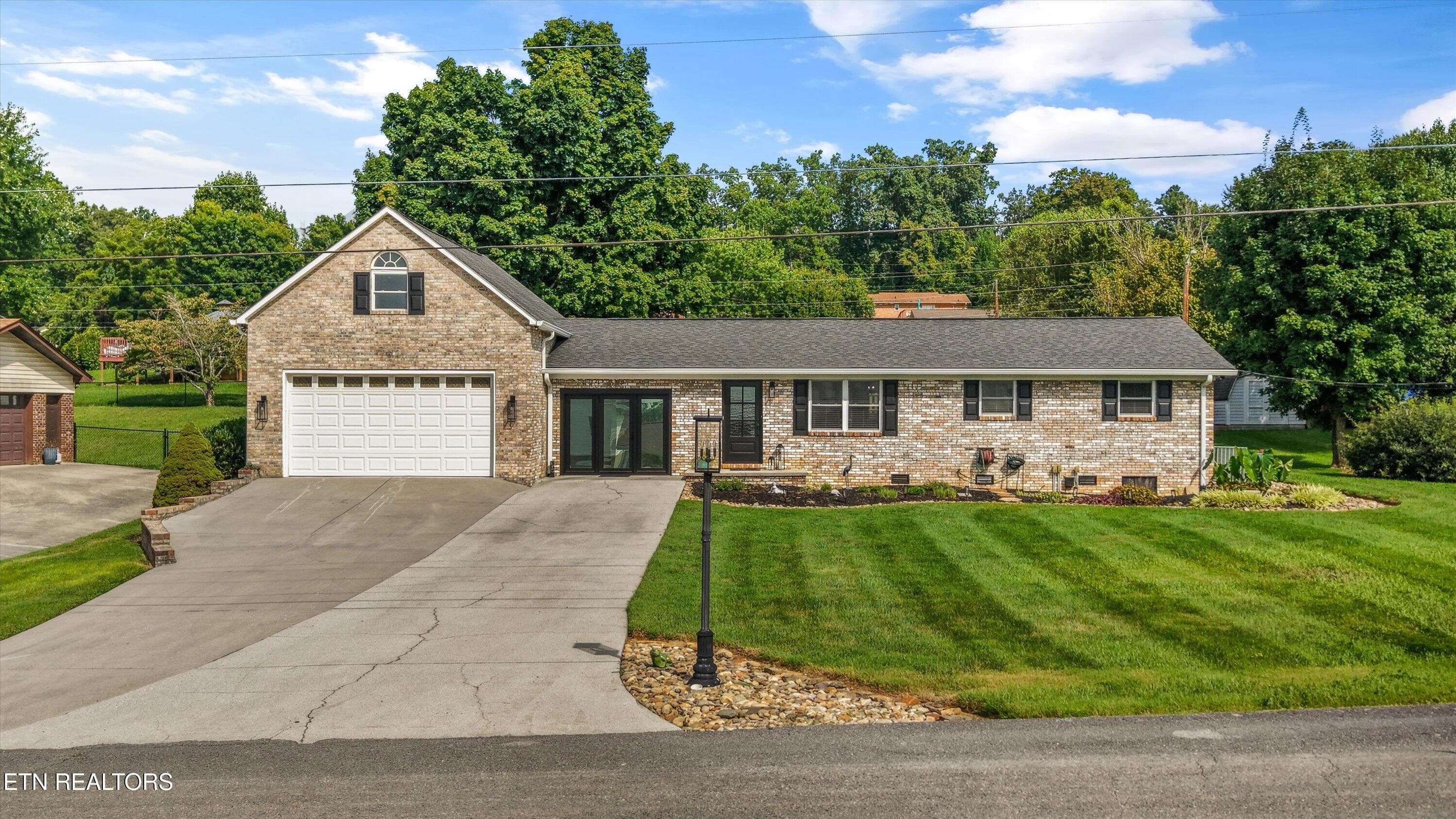 02-148 Clinch View Dr 02 - 148 Clinch View Drive, Corryton, TN 37721