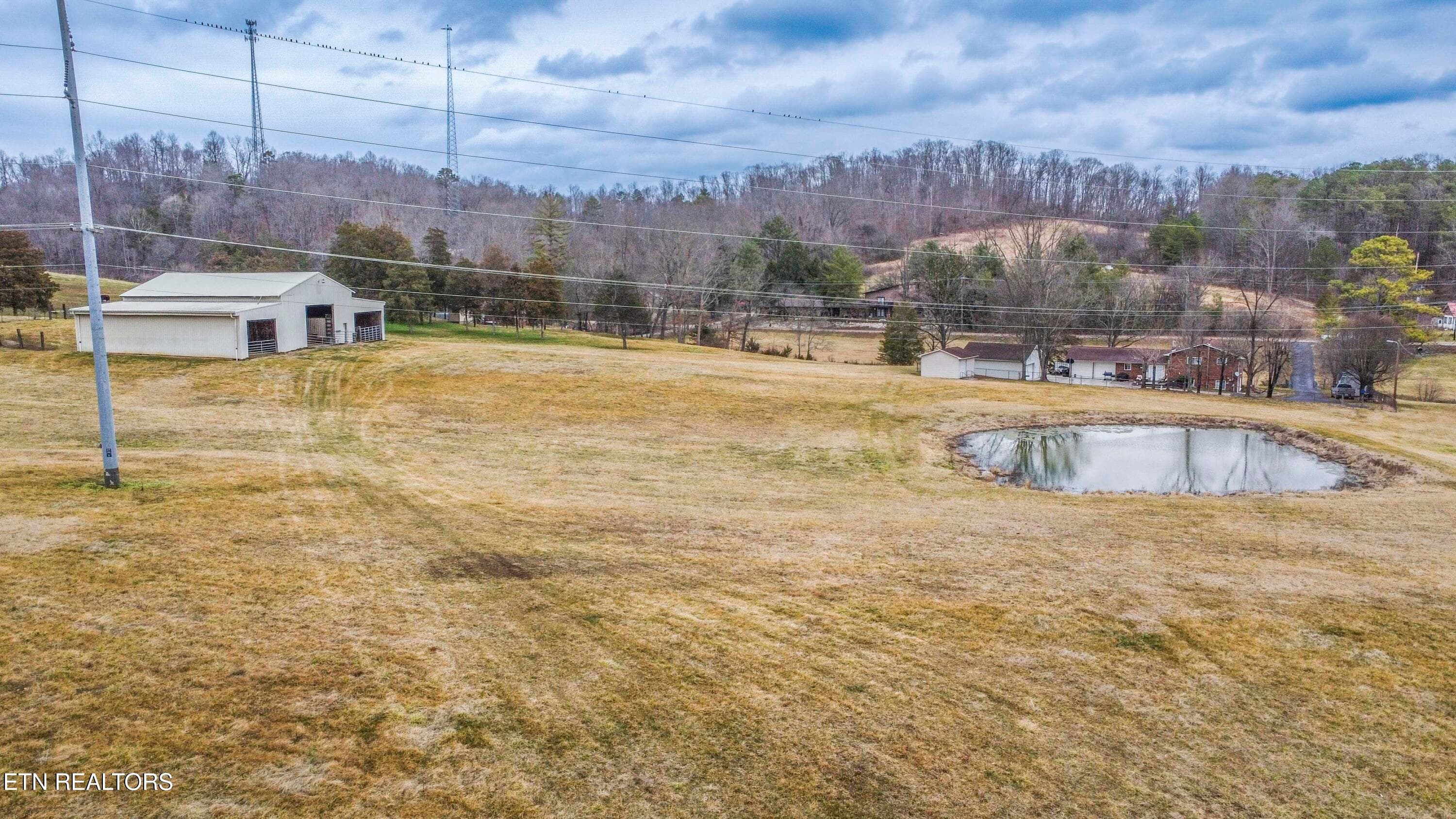 719 Possum Valley Rd 380 Hic, Maynardville, TN 37807