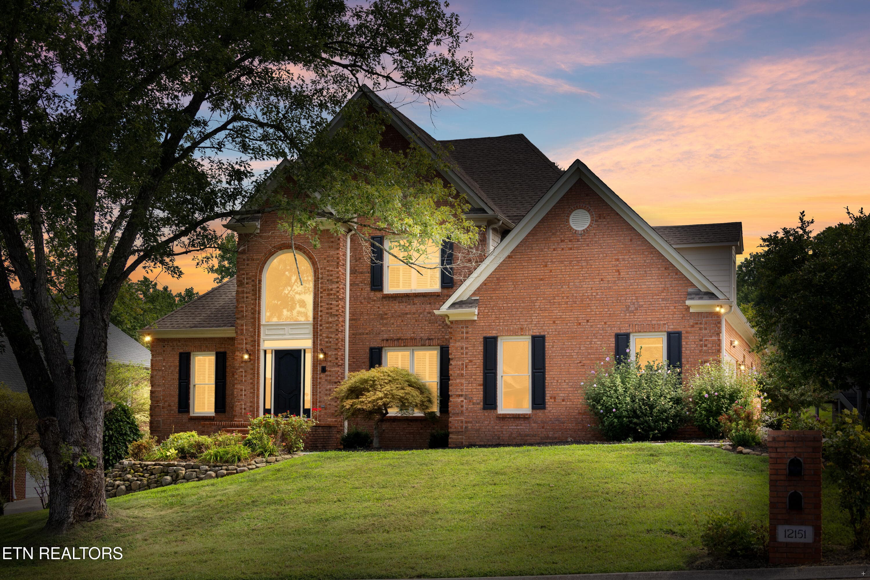 12151 Brookstone Drive, Knoxville, TN 37934