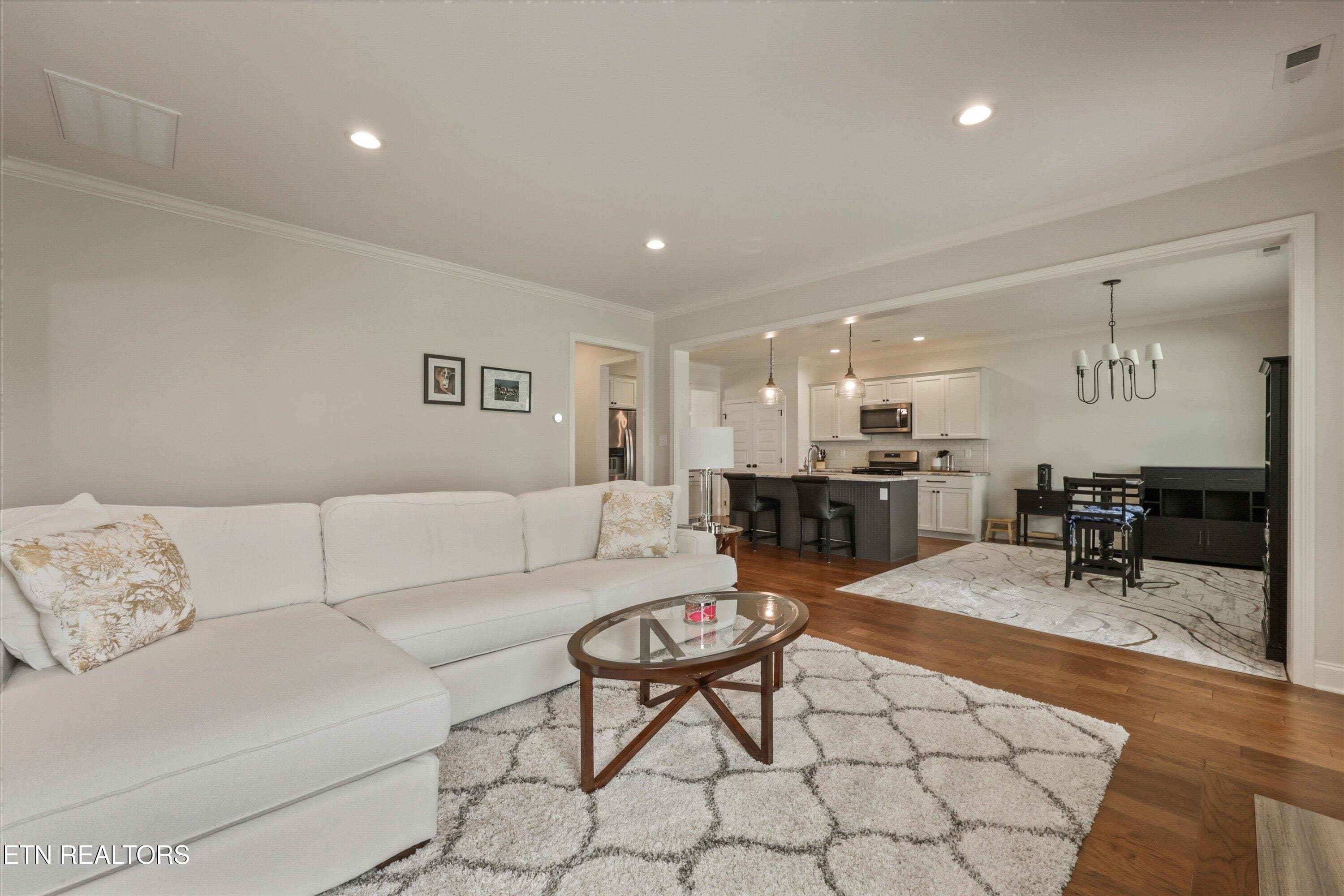 19-8930 Queensdale Ln14 - 8930 Queensdale Lane, Knoxville, TN 37924, Knoxville