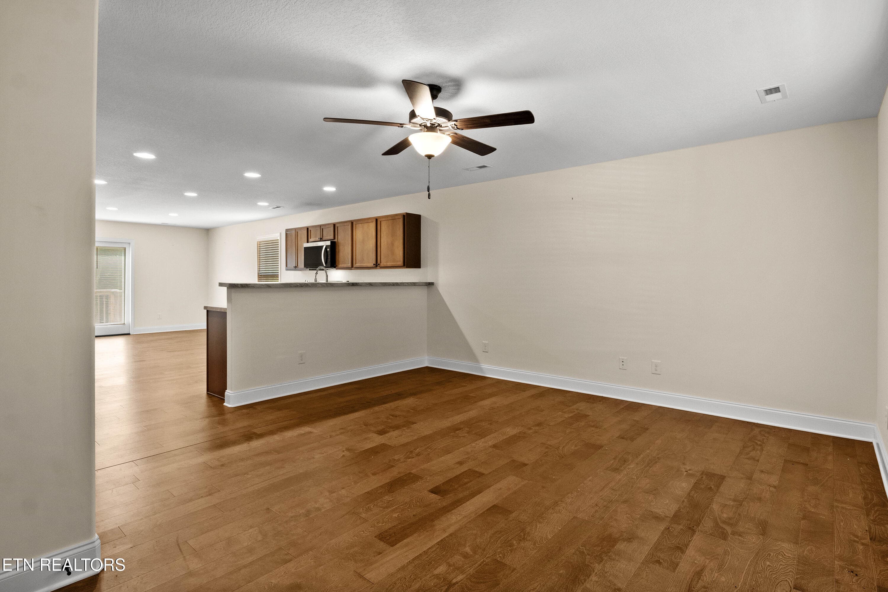 1Living room to Kitchen - 8021 Poplar Grove Lane, Powell, TN 37849