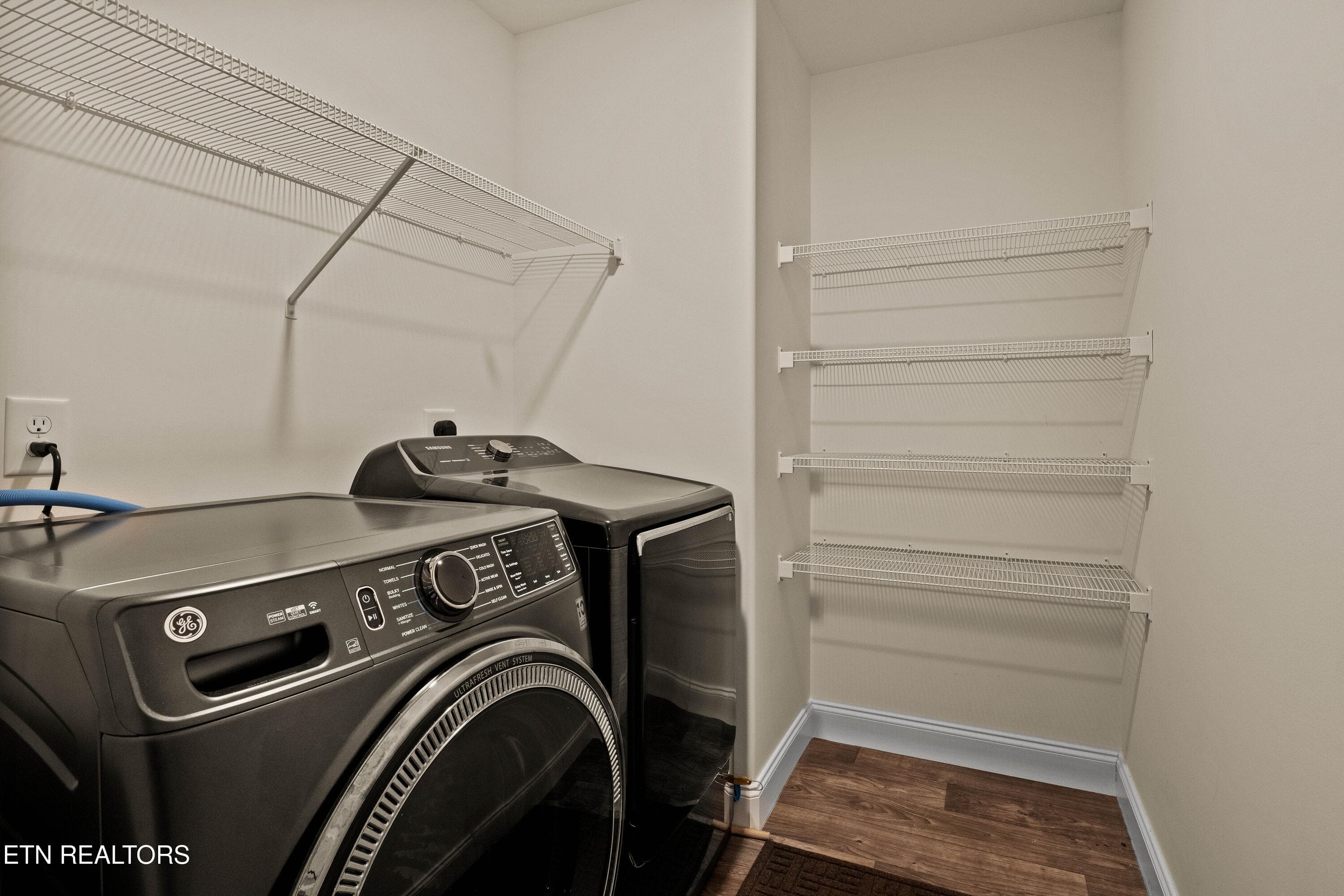 8Laundry room - 8021 Poplar Grove Lane, Powell, TN 37849