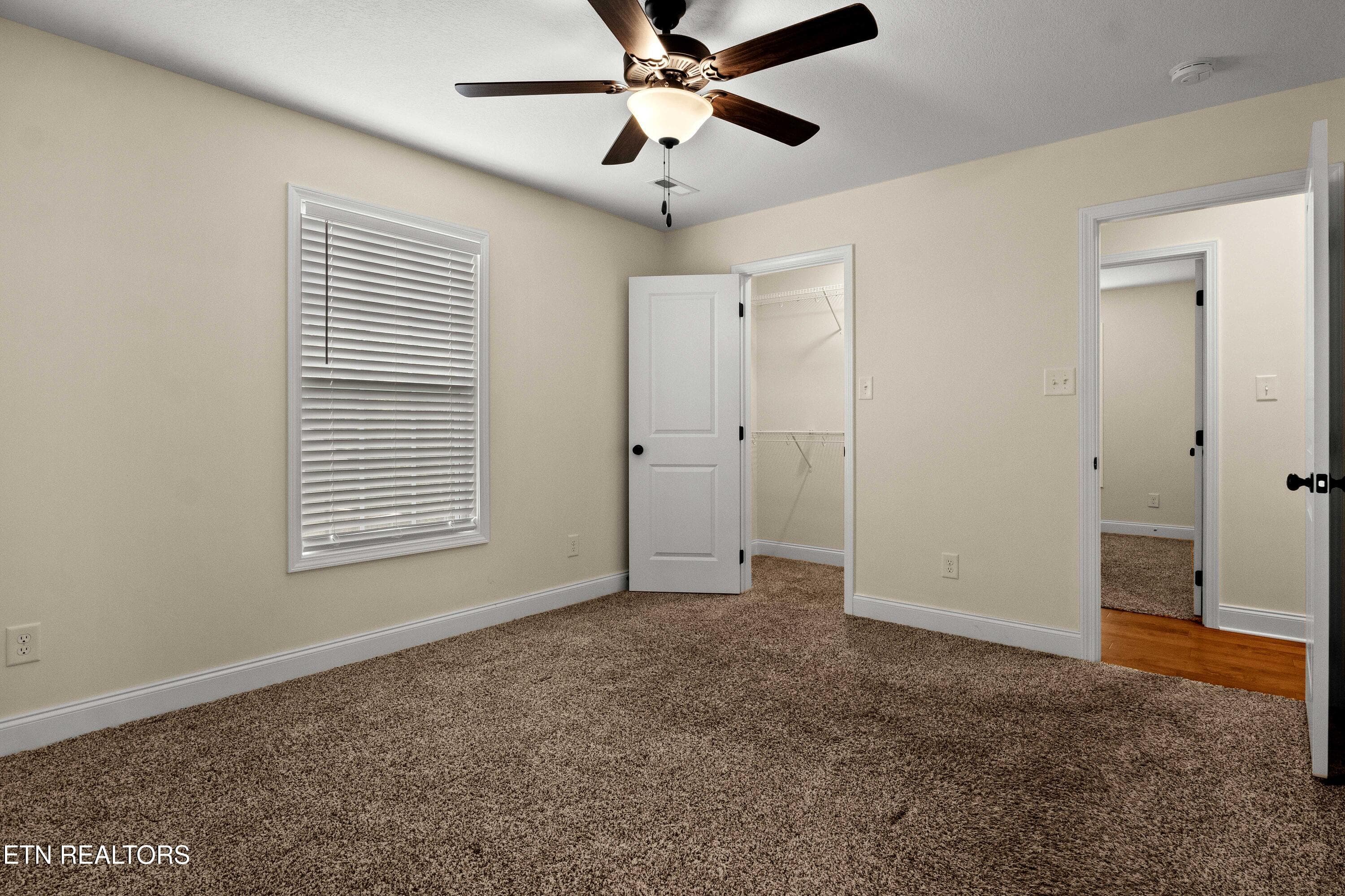 12Primary bedroom - 8021 Poplar Grove Lane, Powell, TN 37849