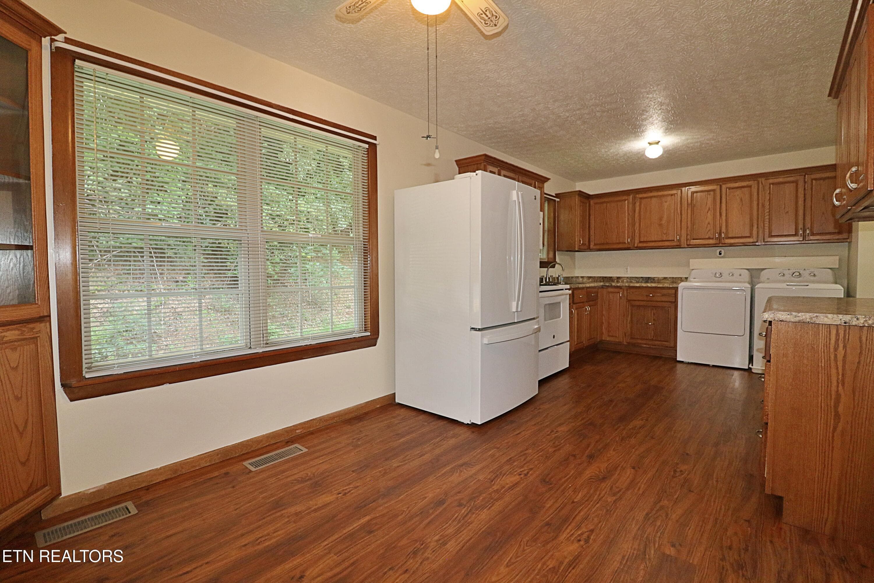 094A4317 - 7914 Brimstone Rd, Robbins, TN 37852