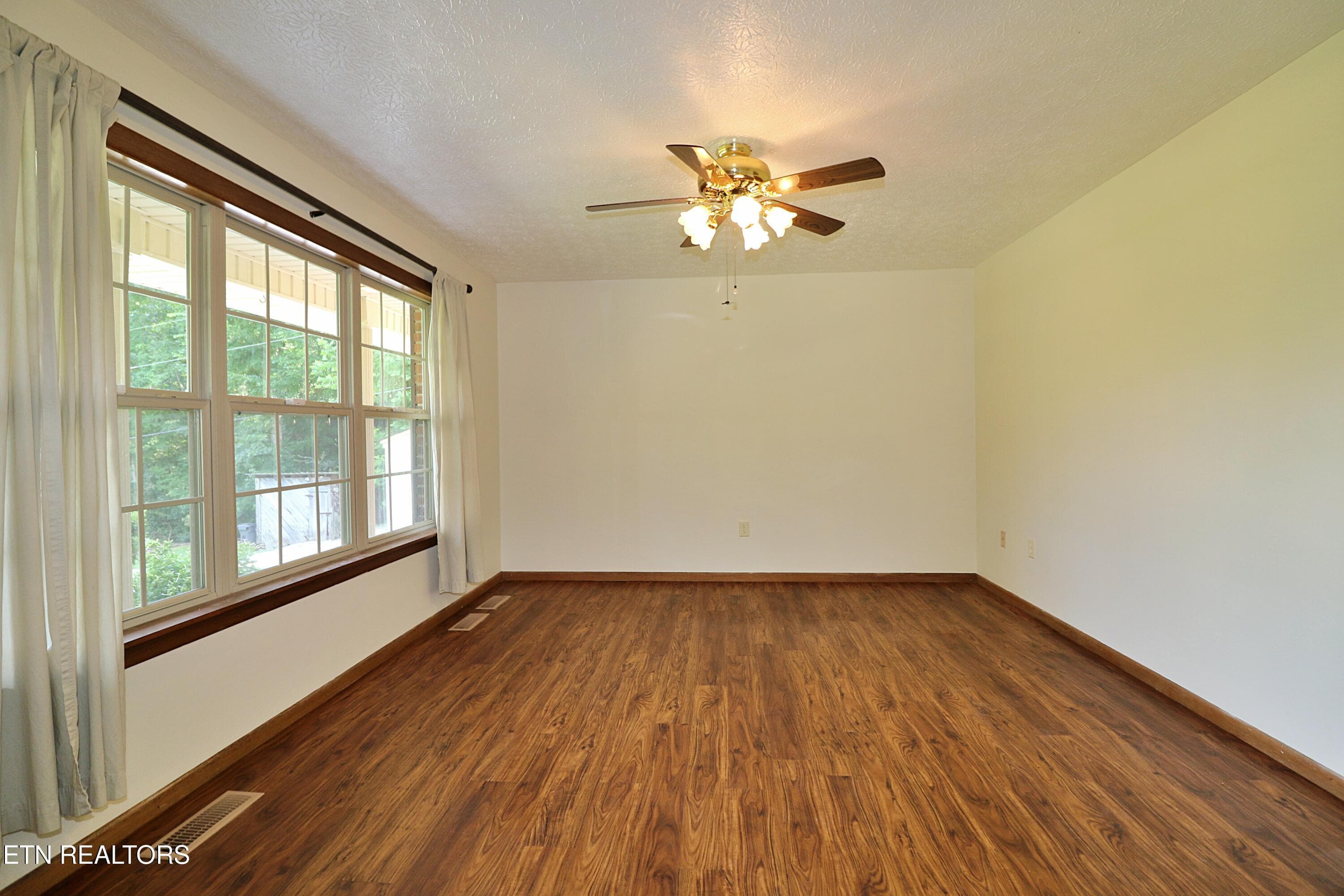 094A4324 - 7914 Brimstone Rd, Robbins, TN 37852