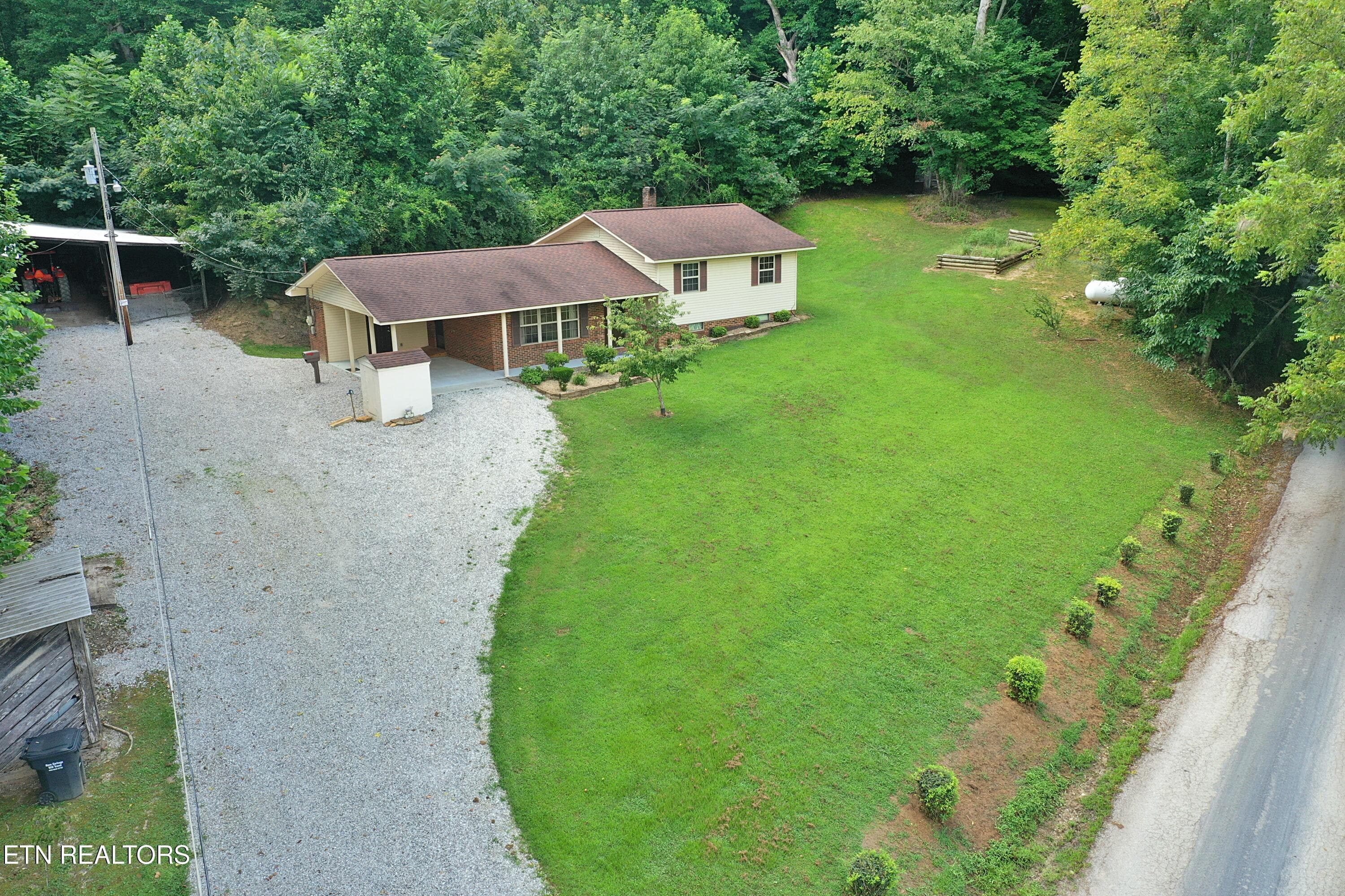 DJI_0372 - 7914 Brimstone Rd, Robbins, TN 37852