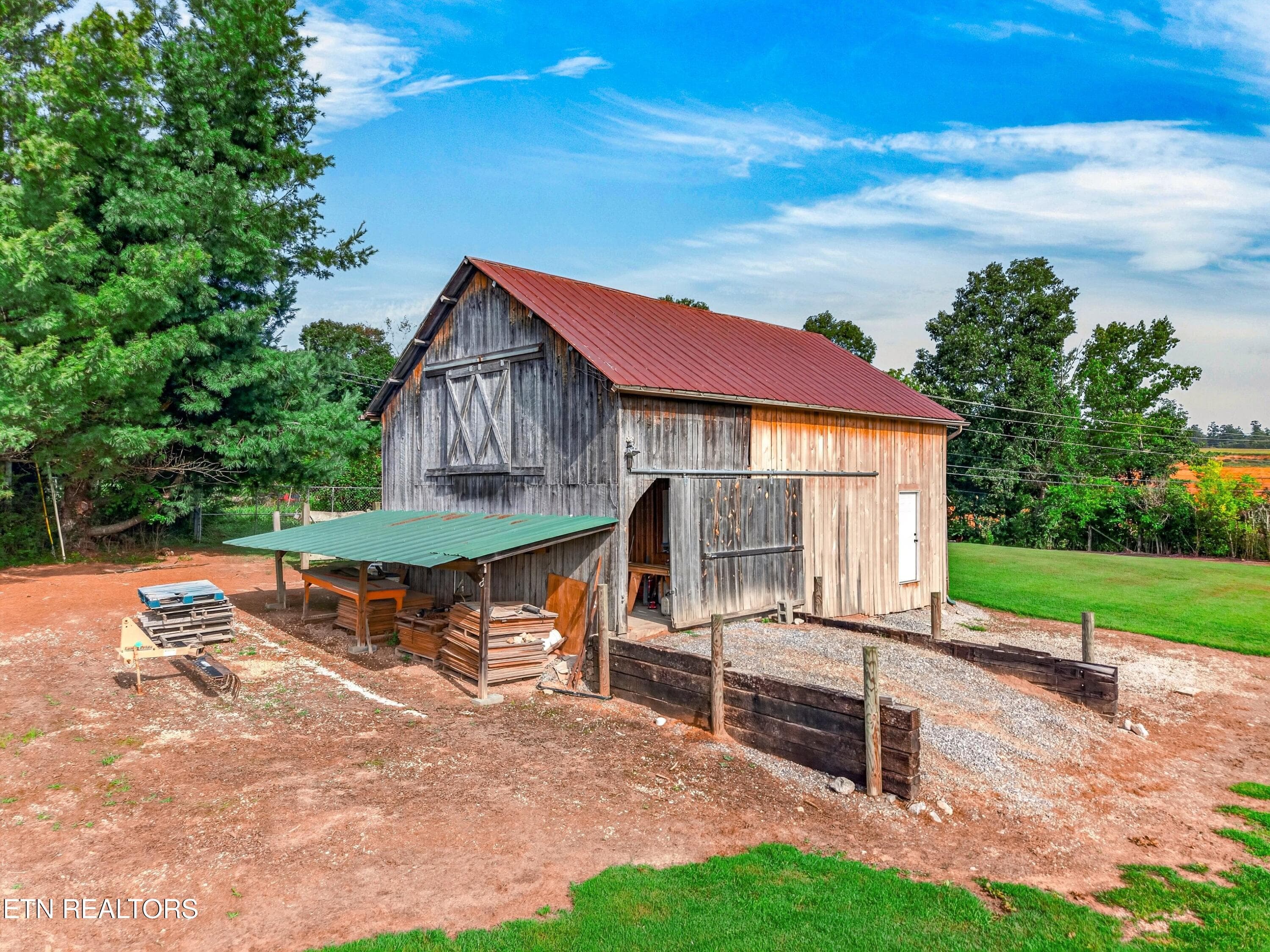 005-428ShraderRoad-Dandridge-TN-37725 - 428 Shrader Rd, Dandridge, TN 37725