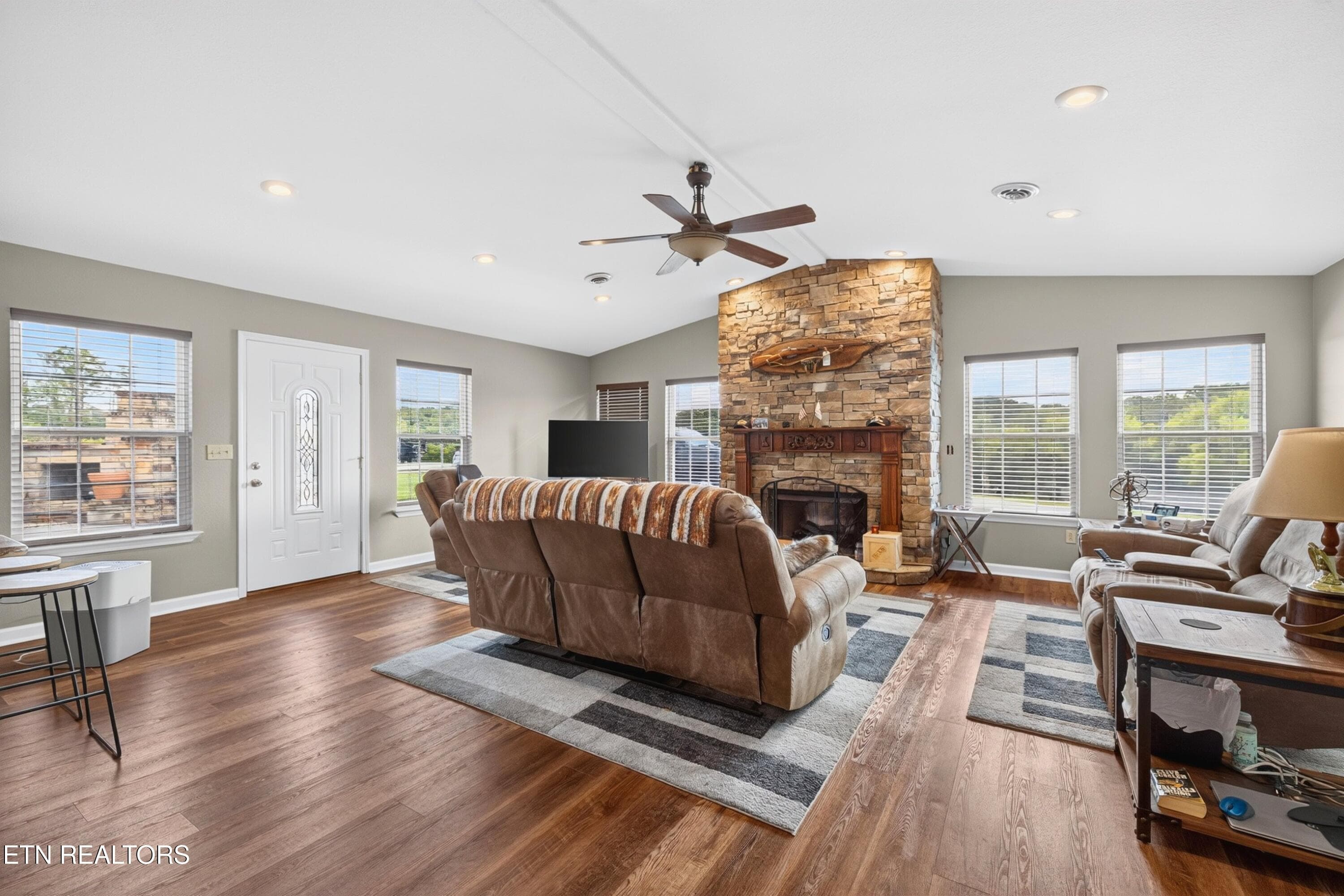 009-428ShraderRoad-Dandridge-TN-37725-SM - 428 Shrader Rd, Dandridge, TN 37725