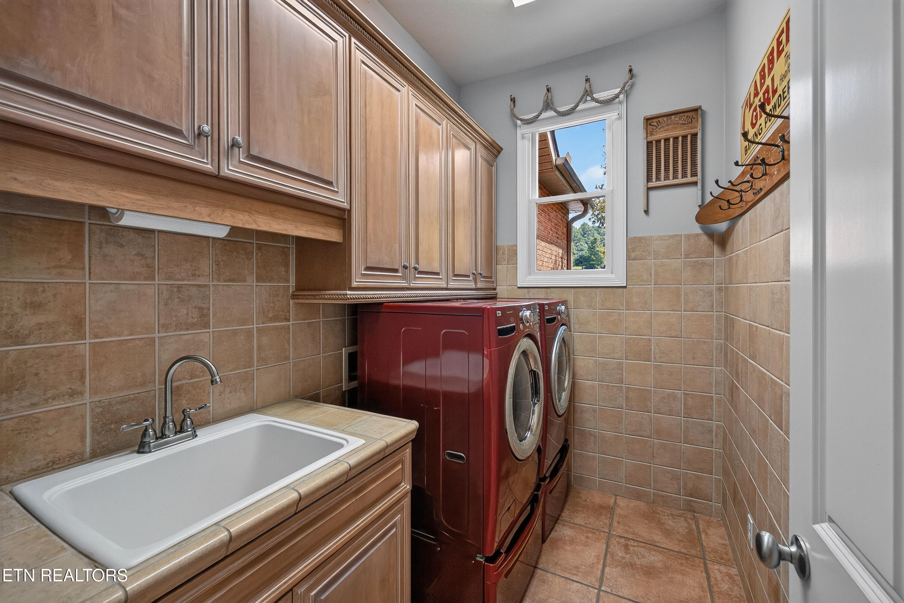 L40A0810 - 4262 Lake Meadow Way, Louisville, TN 37777, Louisville