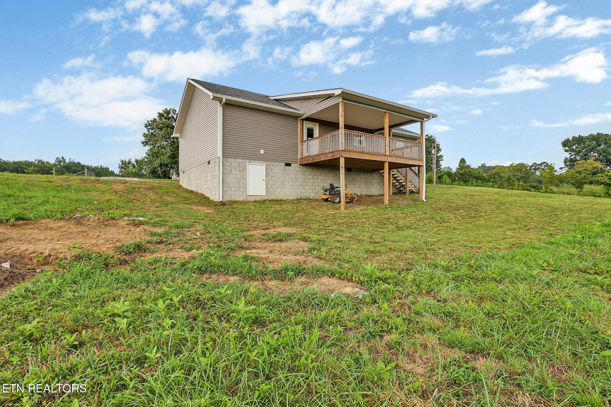 n44a6199-n44a6203 - 1081 Old Sunbright Rd, Jamestown, TN 38556
