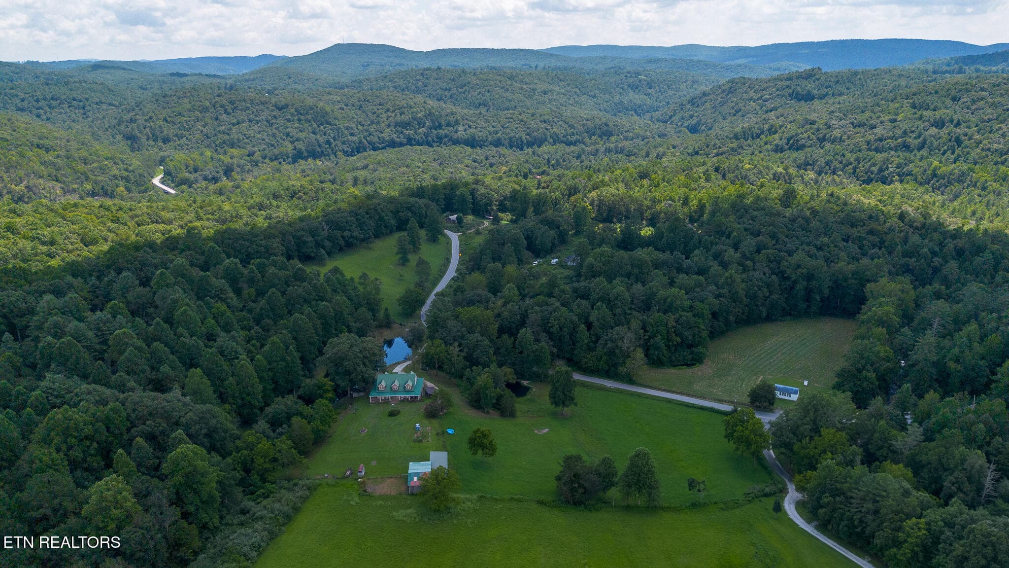 DJI_0263-HDR - 2020 Deermont Rd, Oakdale, TN 37829