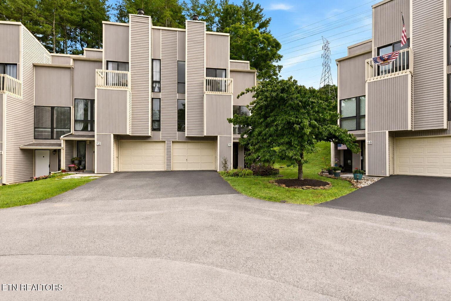 1-web-or-mls-front1 - 70 Valley Forge Drive, Oak Ridge, TN 37830