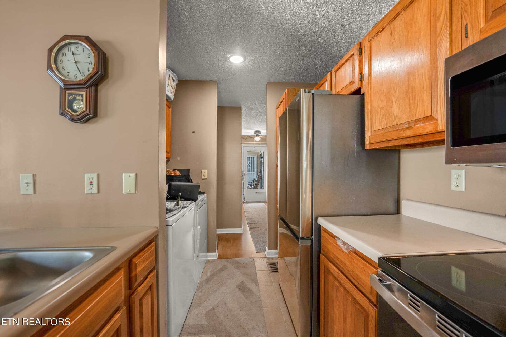 Kitchen - 20 Hickory Hollow Circle, Crossville, TN 38555
