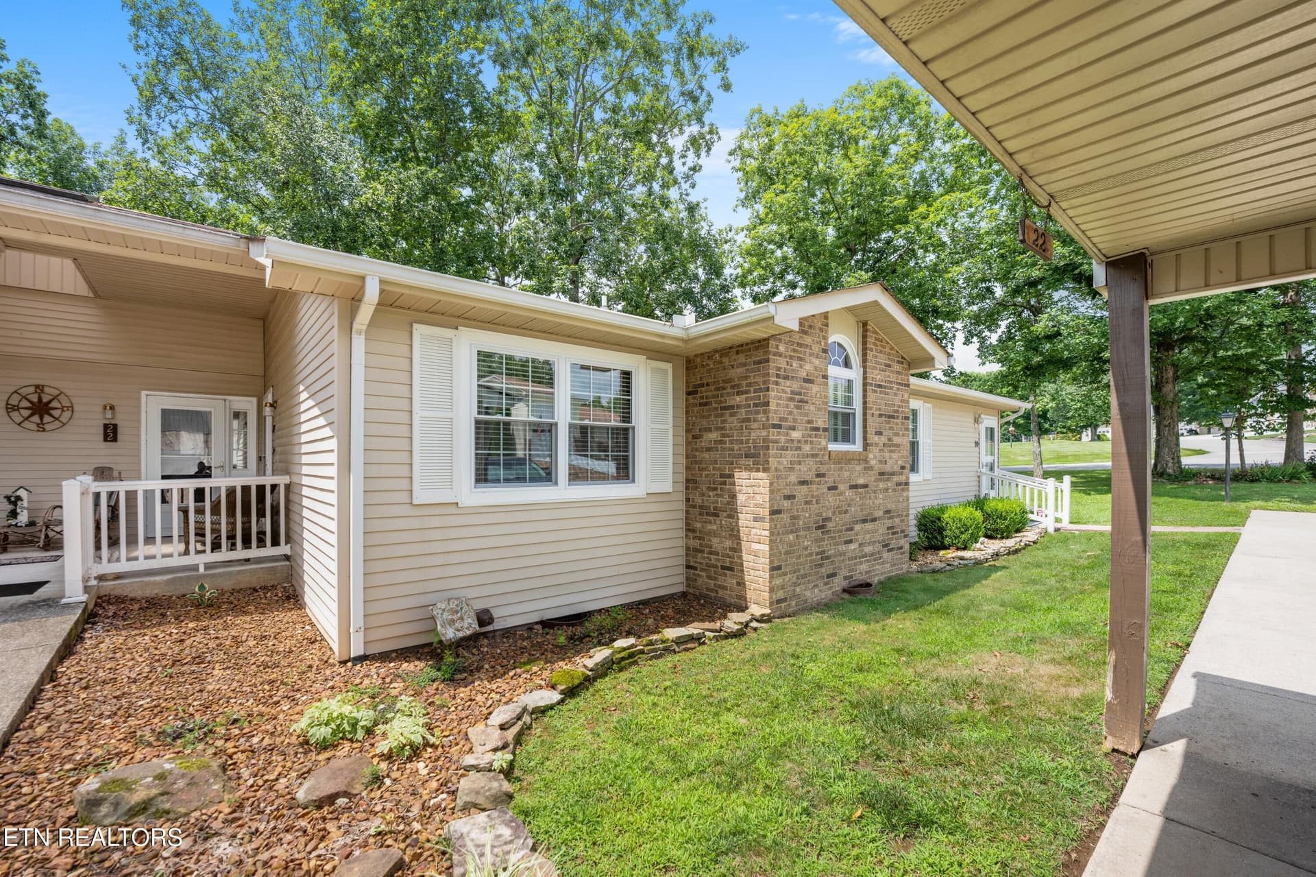 Front Walk Way - 20 Hickory Hollow Circle, Crossville, TN 38555