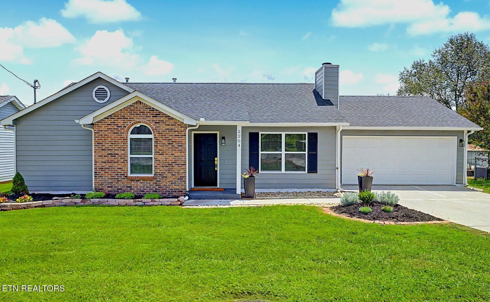 2204 Bainbridge Way, Powell, TN 37849
