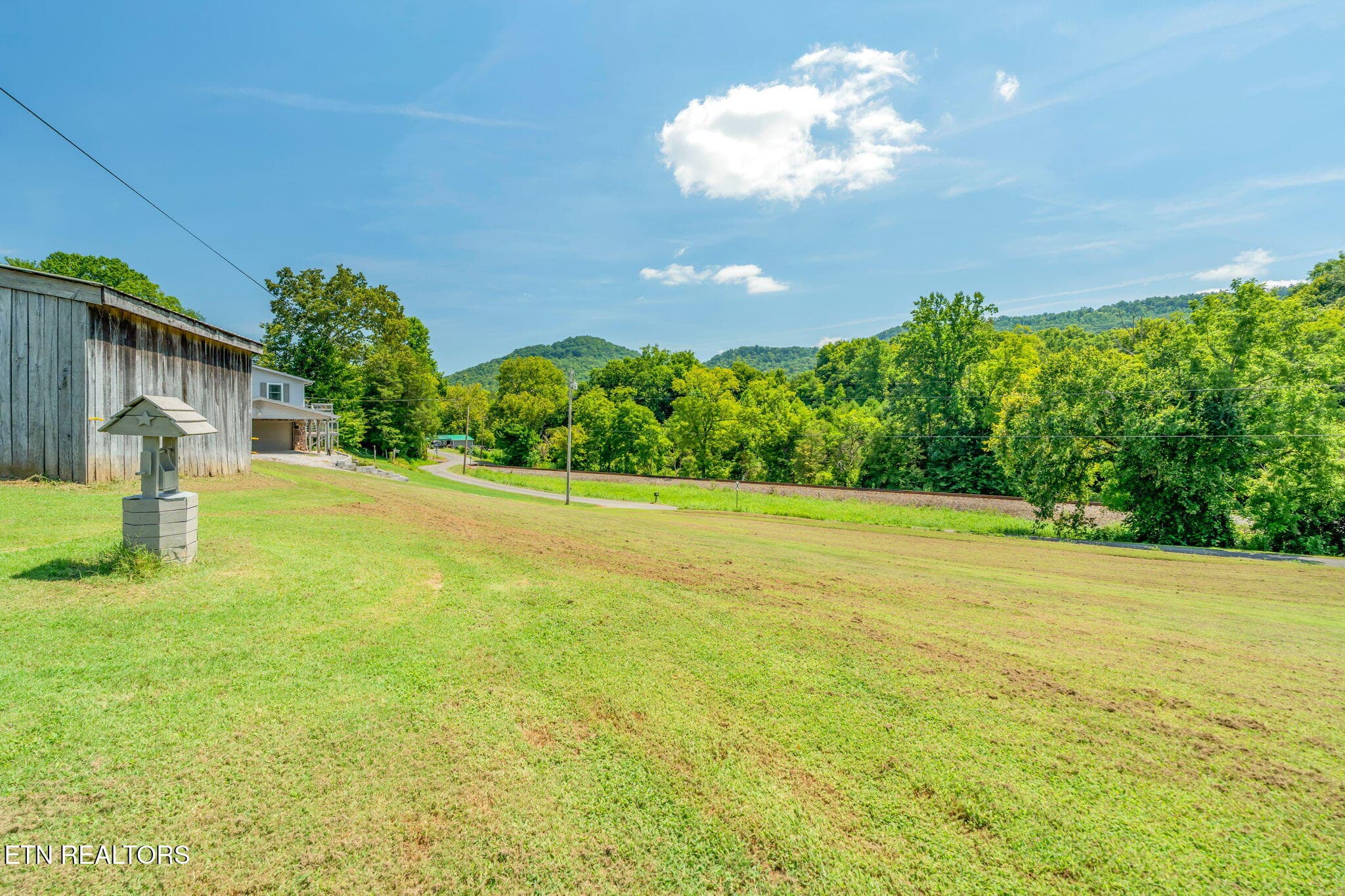 40-web-or-mls-3091 Dutch Valley Road-31 - 3091 Dutch Valley Rd, Washburn, TN 37888, Washburn